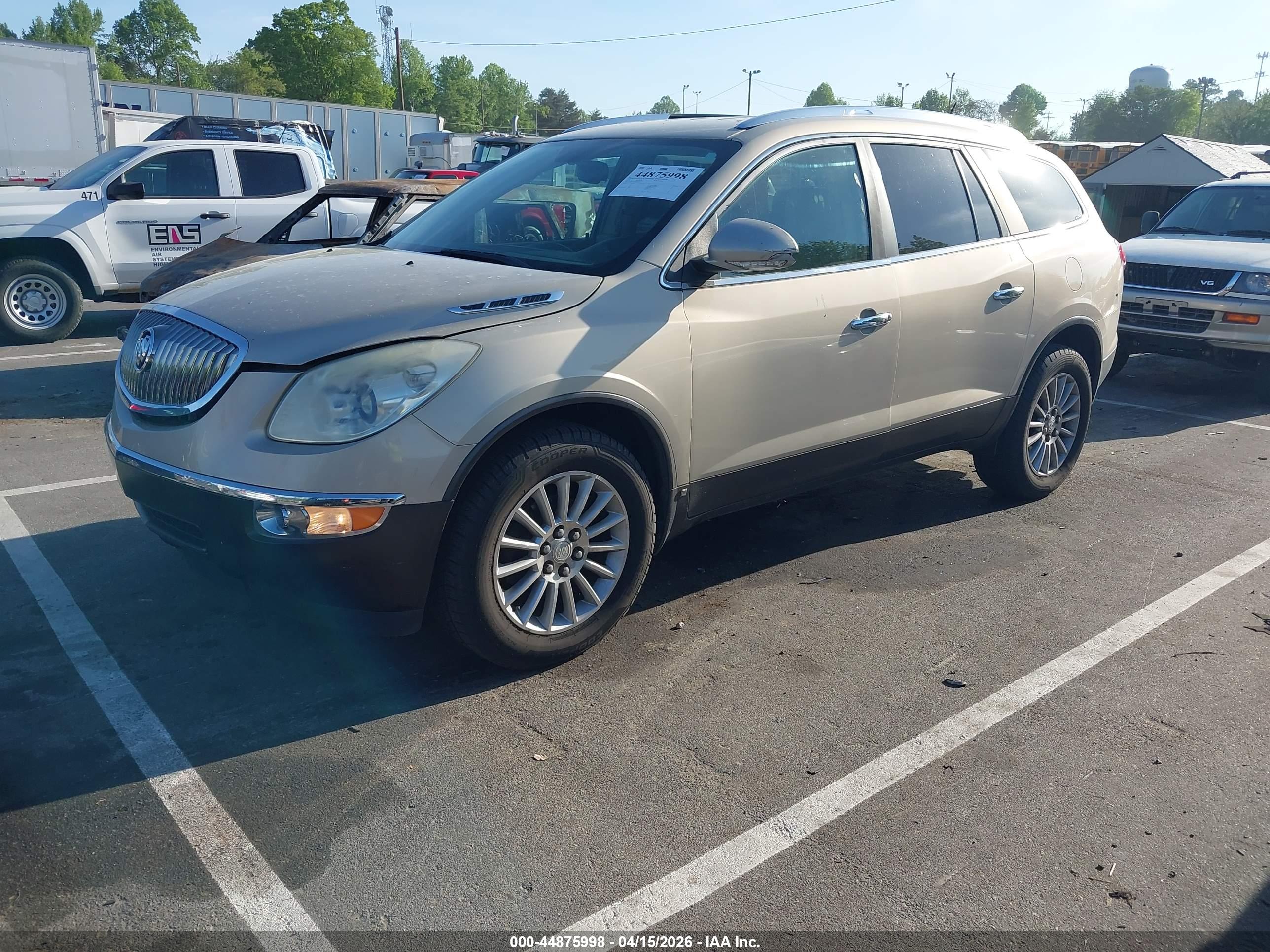 BUICK ENCLAVE image 2