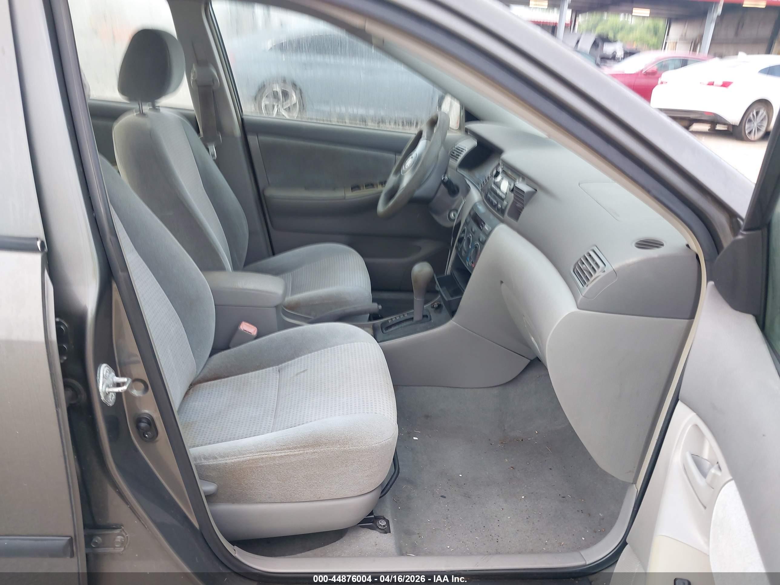 TOYOTA COROLLA image 5