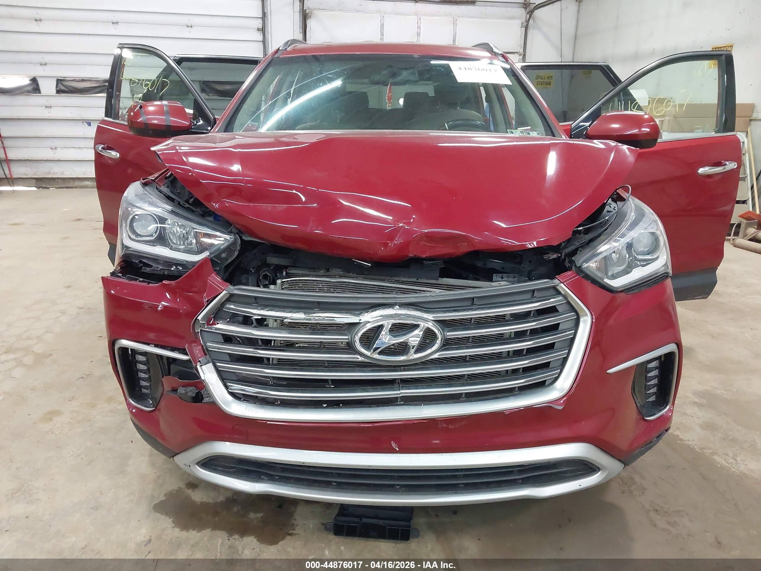 HYUNDAI SANTA image 6
