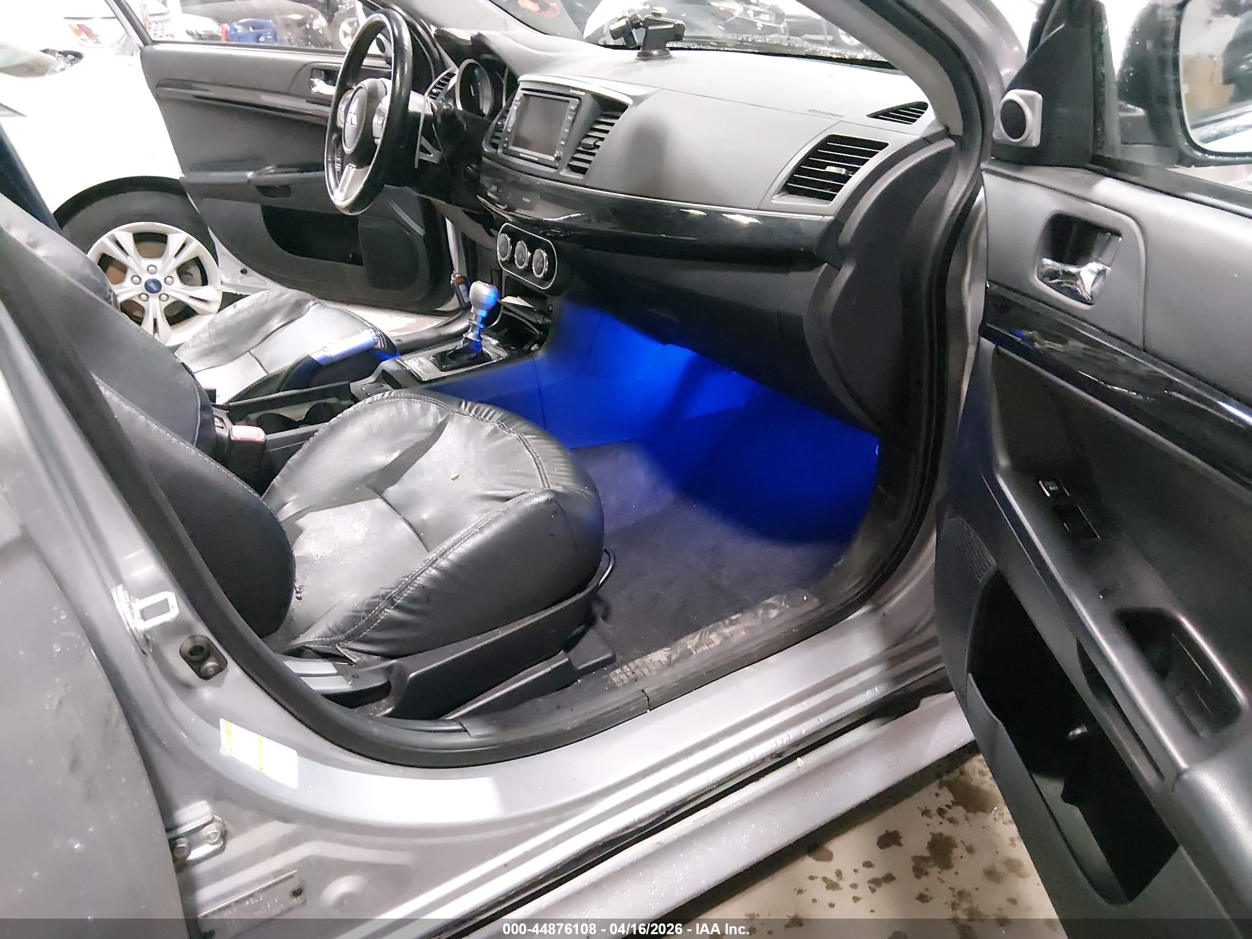MITSUBISHI LANCER image 5