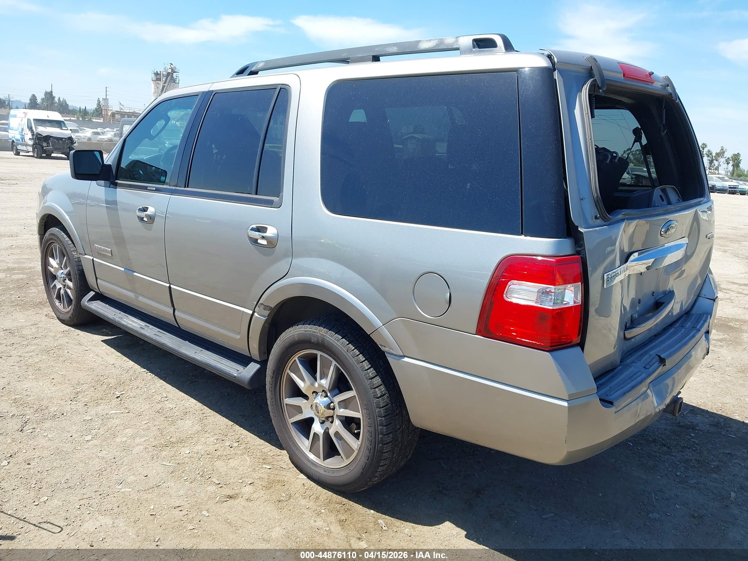 FORD EXPEDITION image 3