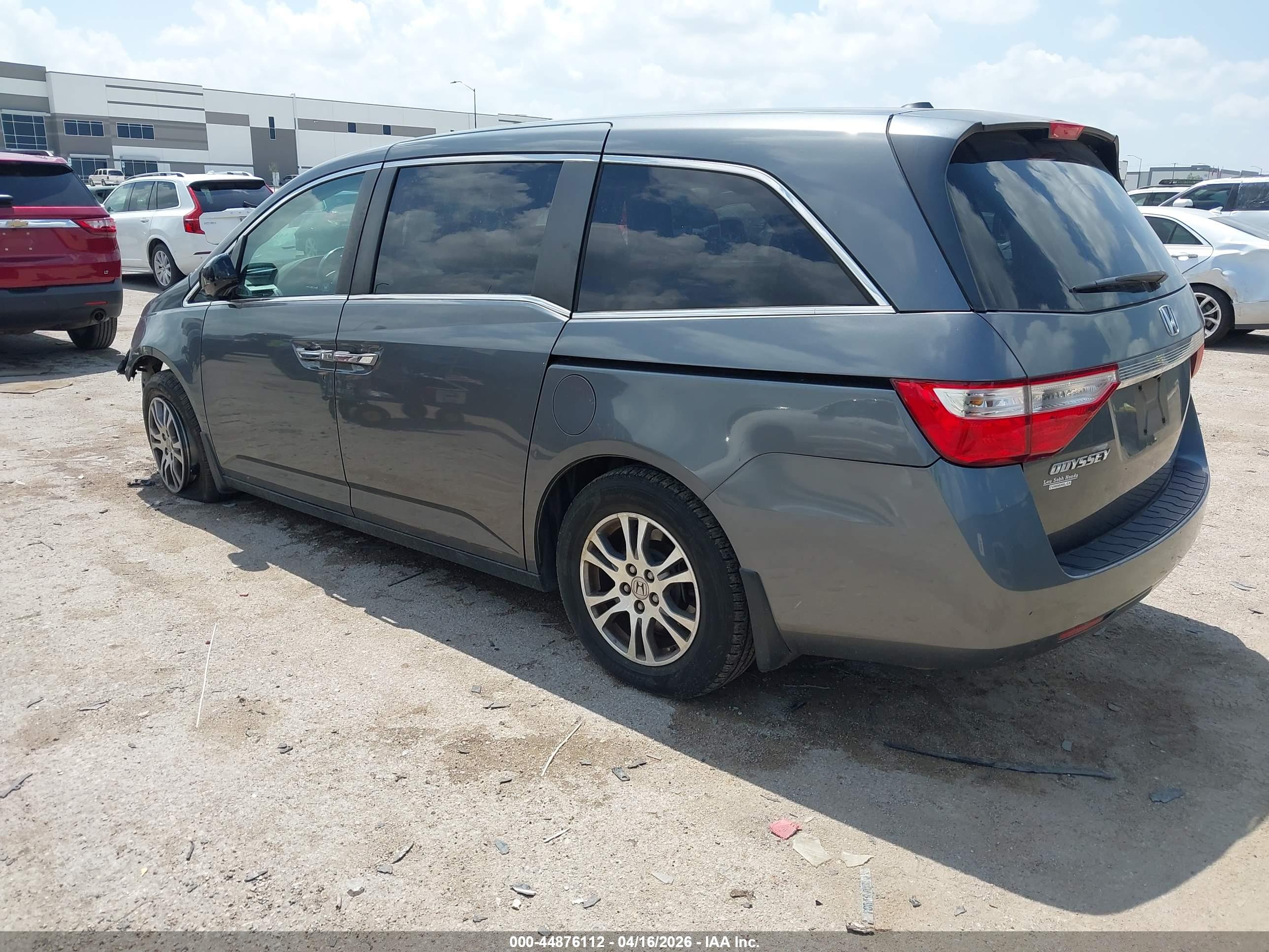 HONDA ODYSSEY image 3