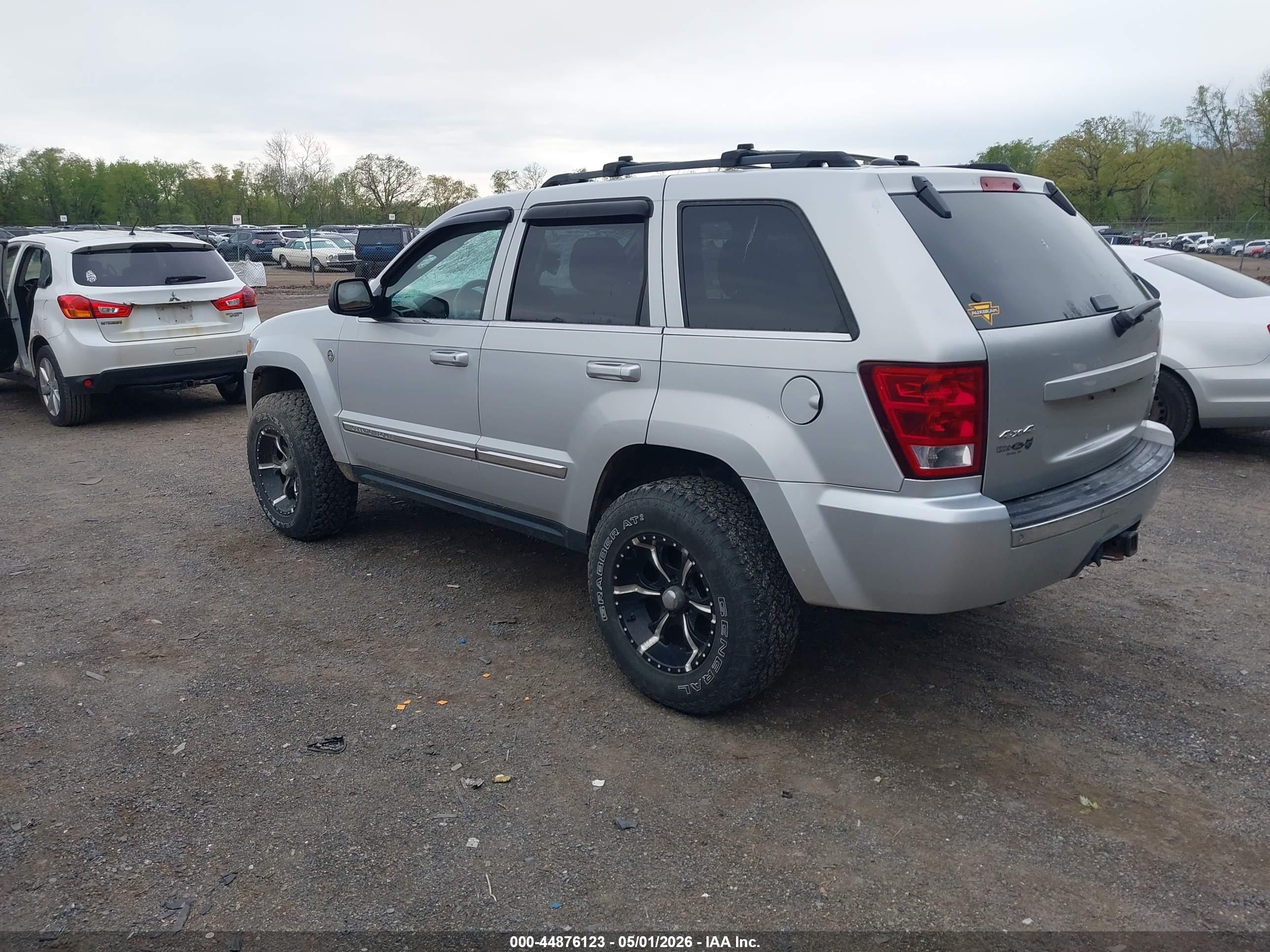 JEEP GRAND image 3