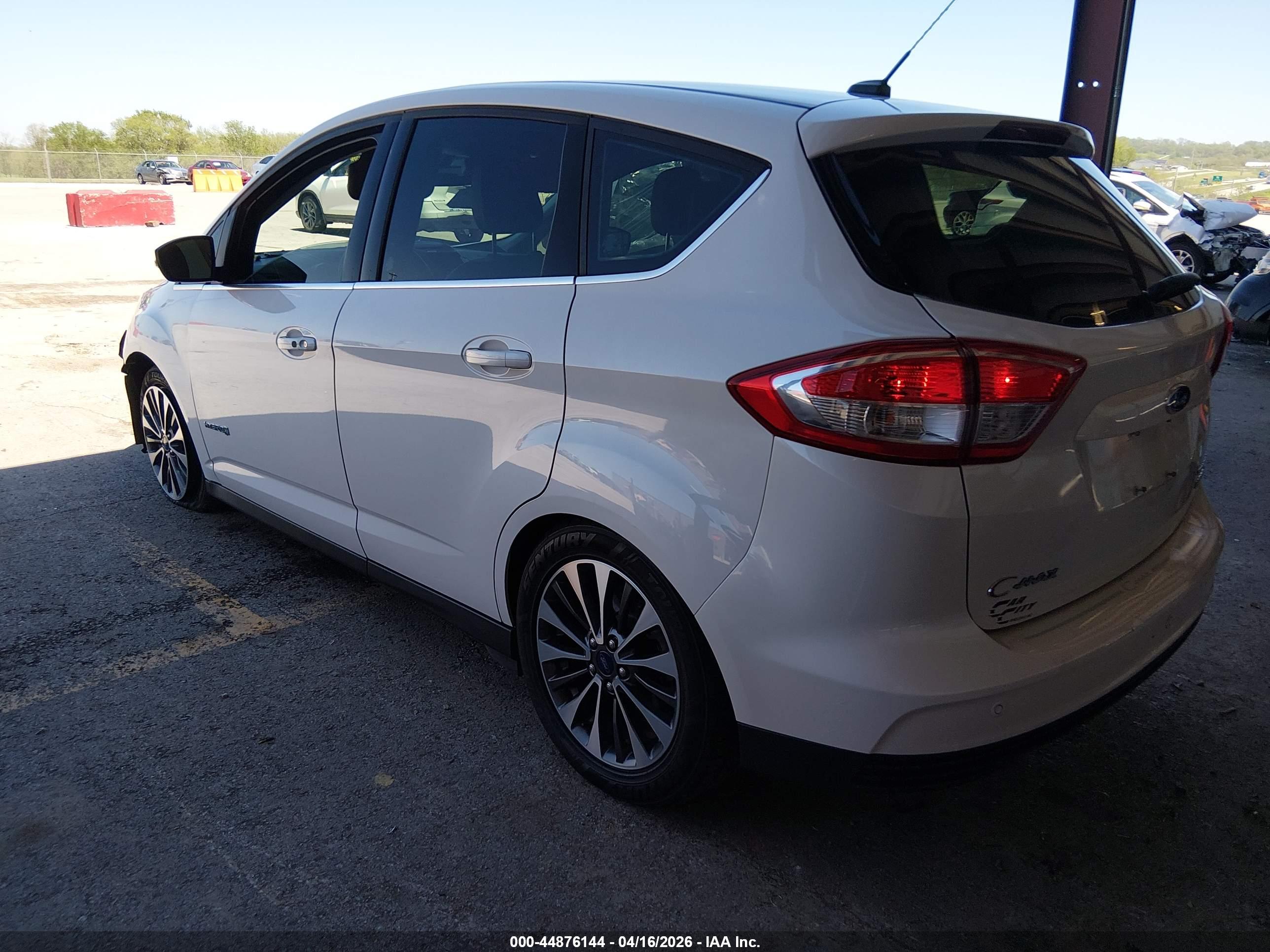 FORD C-MAX image 3