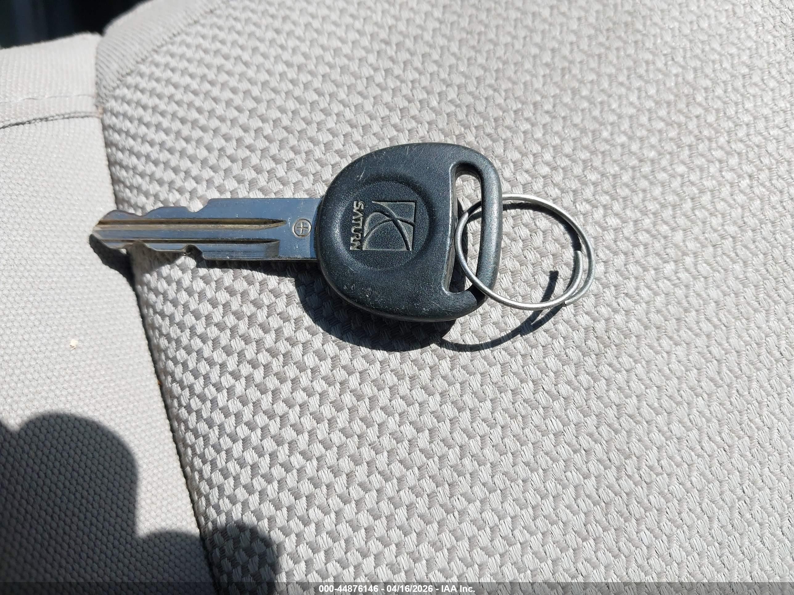 SATURN VUE image 11