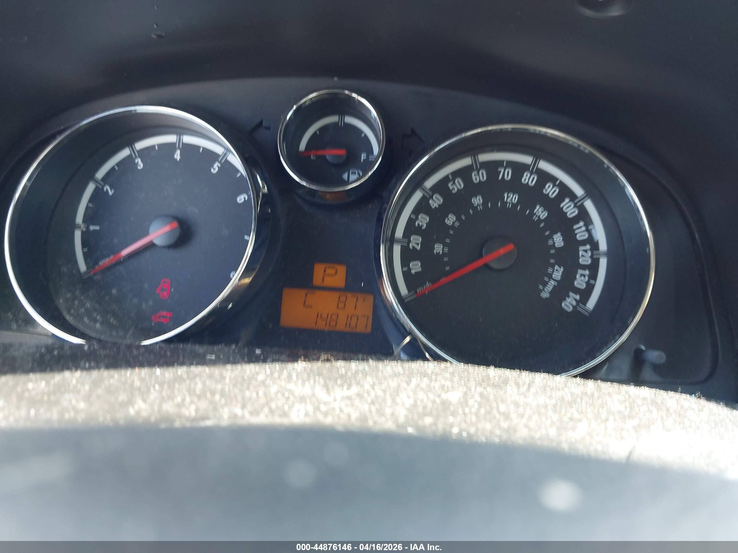 SATURN VUE image 7