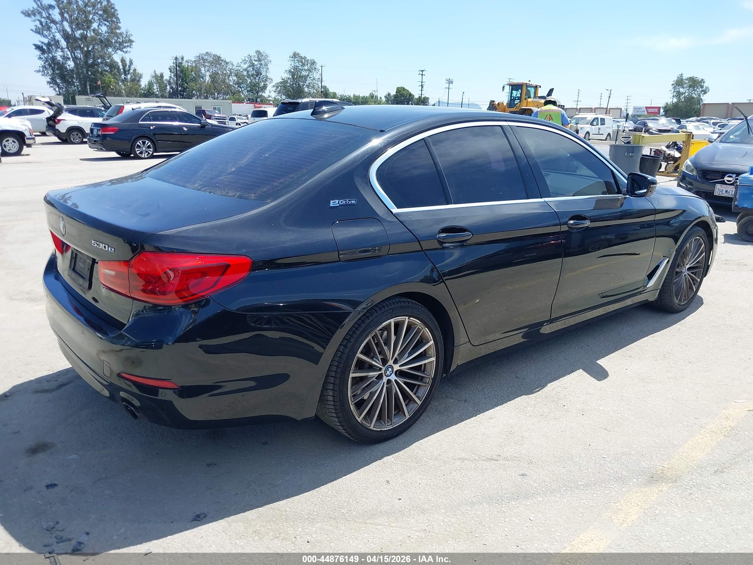BMW 530E image 4