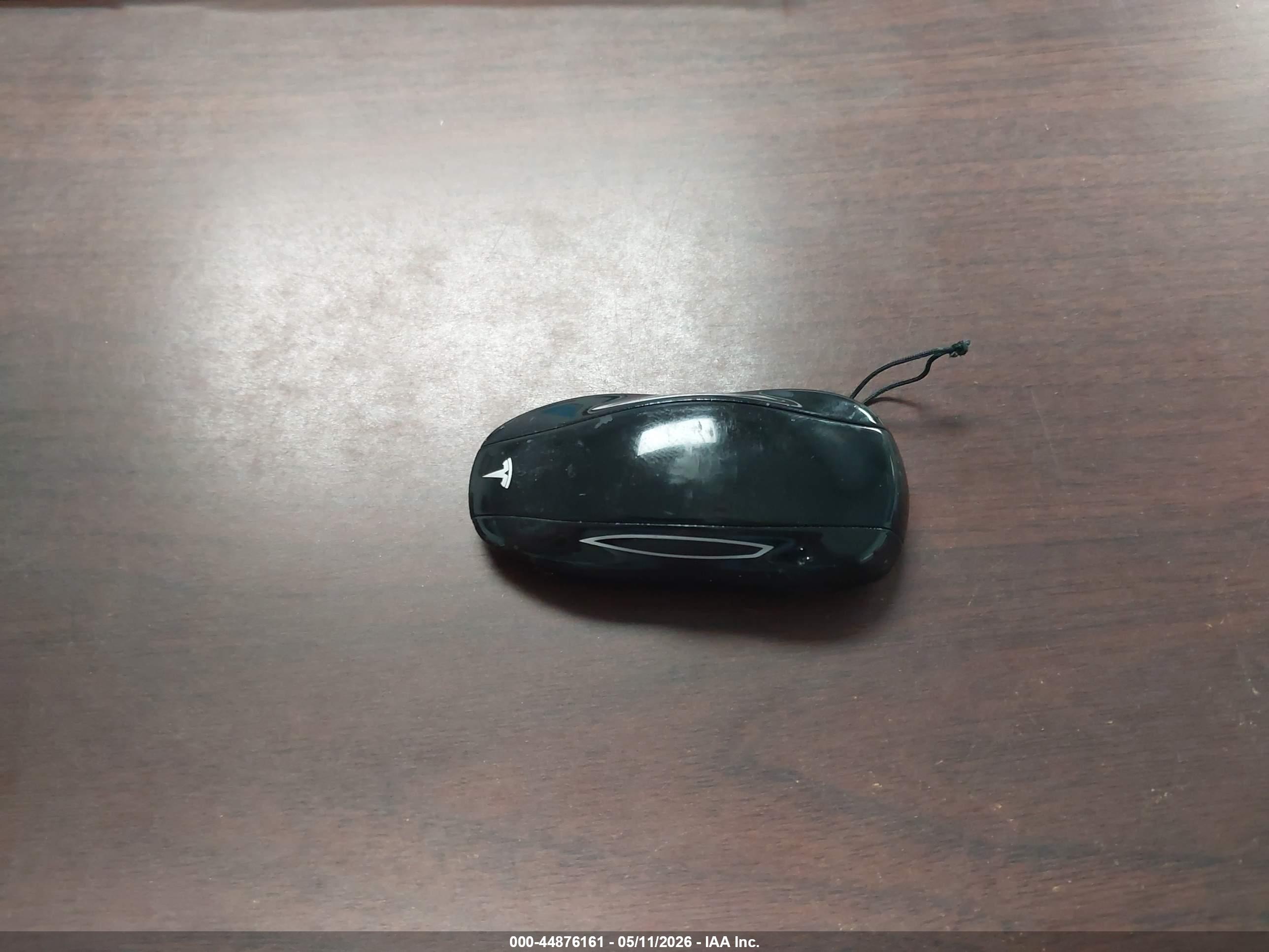 TESLA MODEL image 11