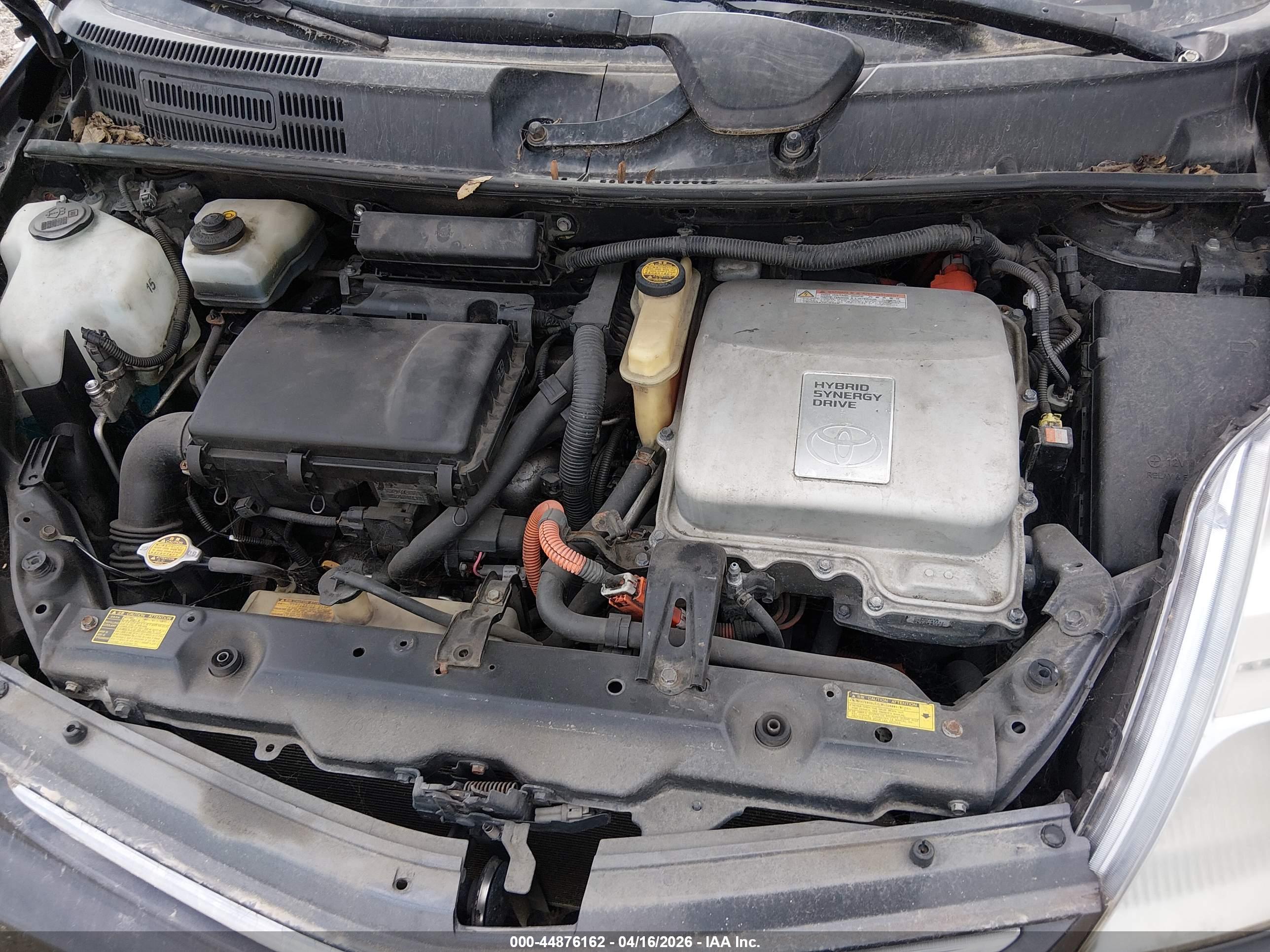 TOYOTA PRIUS image 10