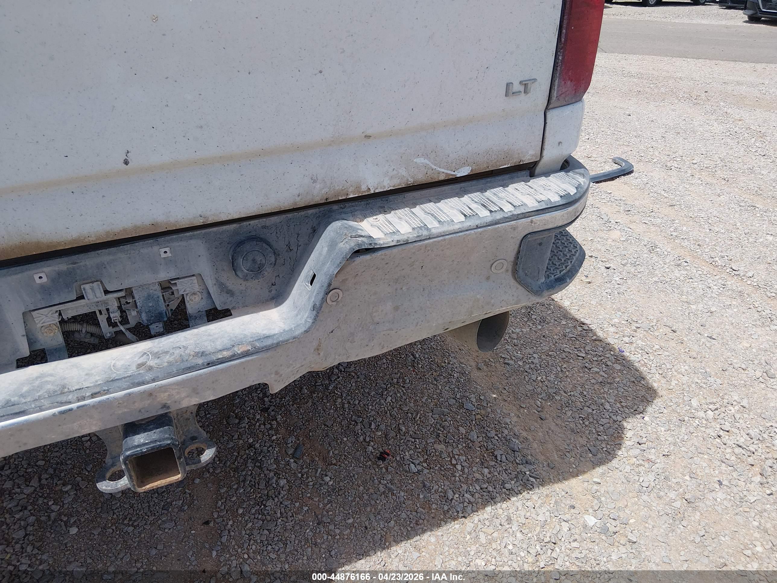 CHEVROLET SILVERADO image 6