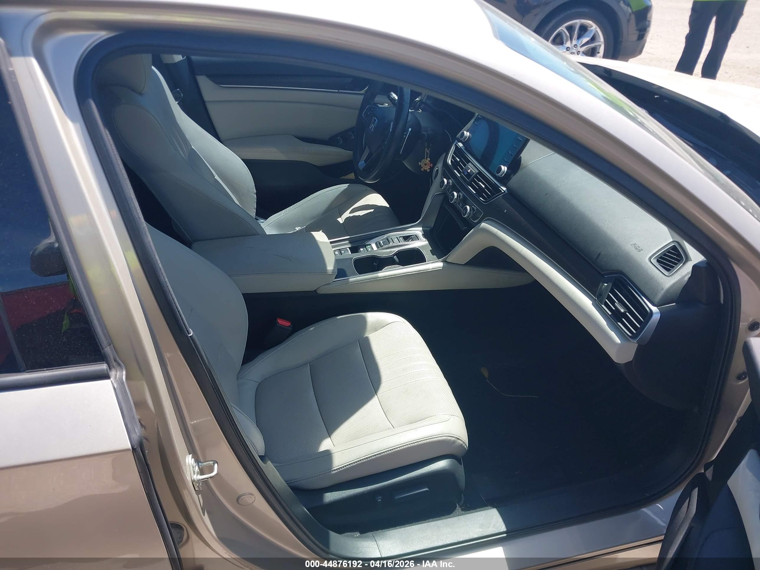 HONDA ACCORD image 5