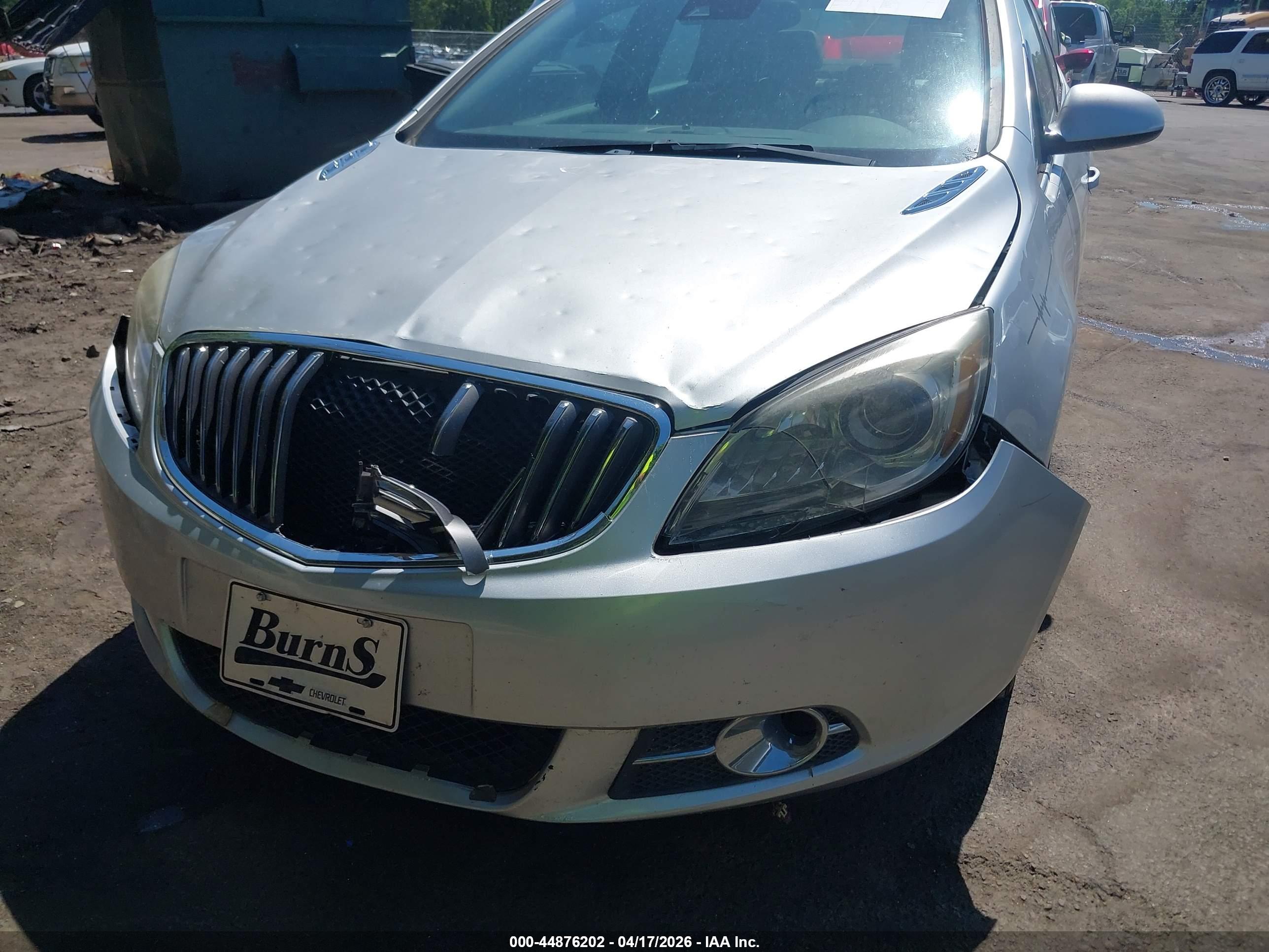 BUICK VERANO image 6
