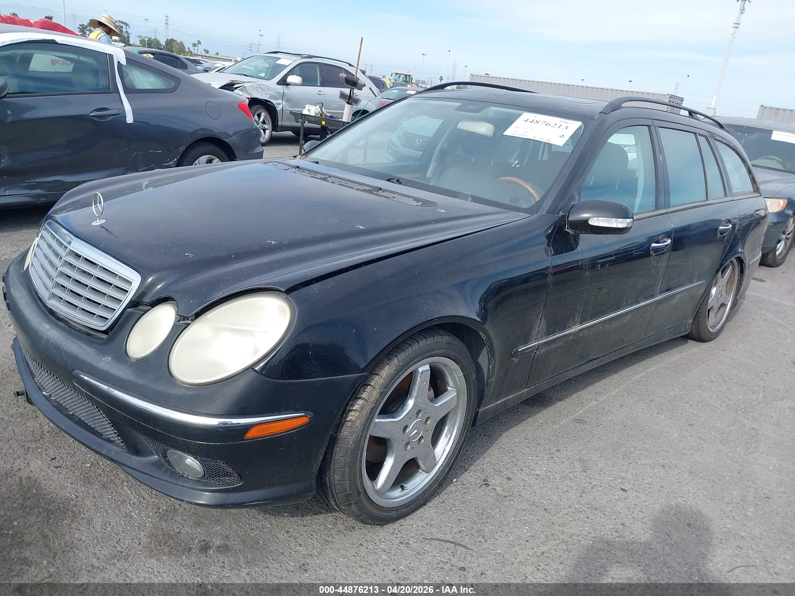MERCEDES-BENZ E image 2