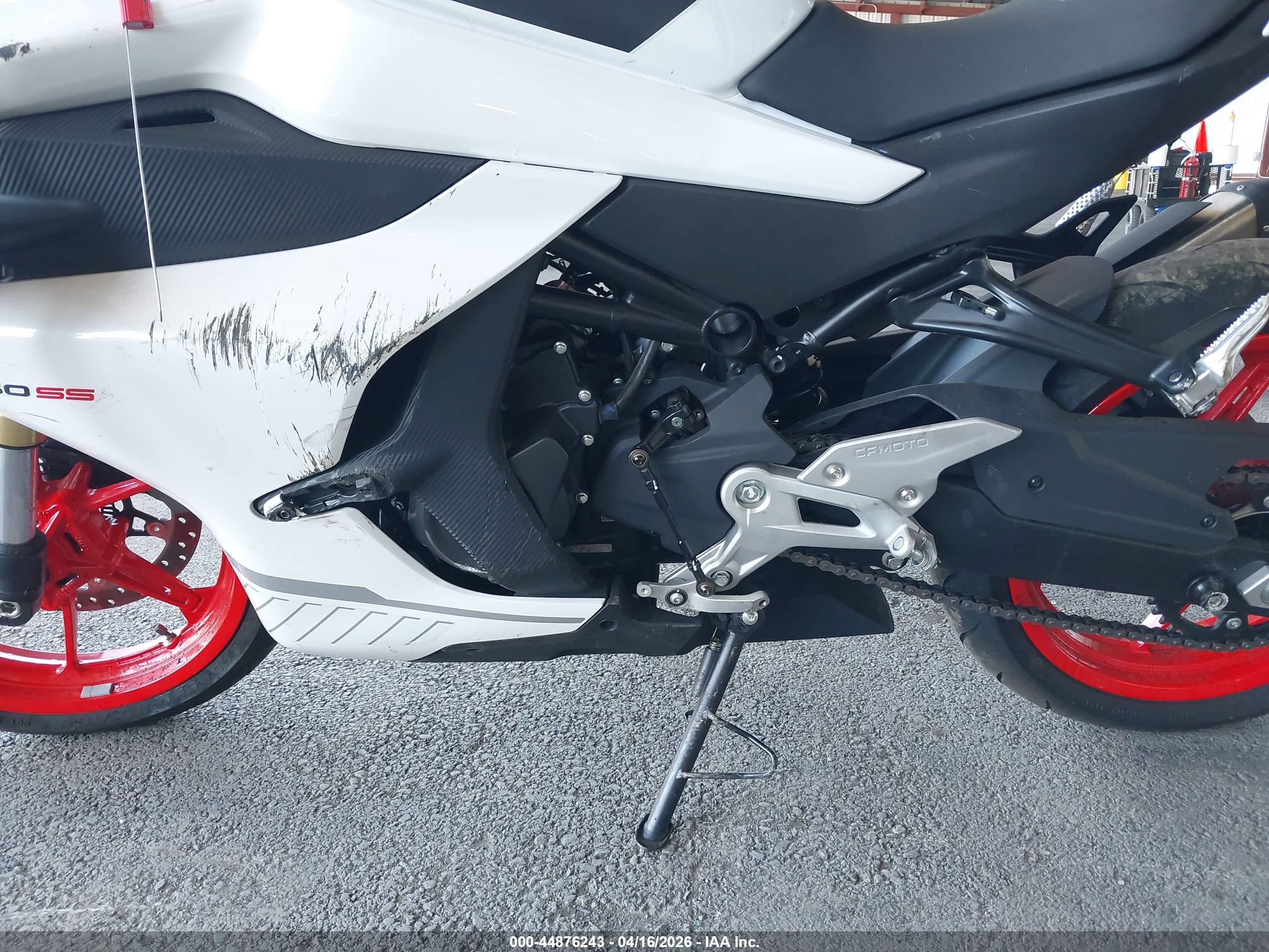 CF MOTO image 9