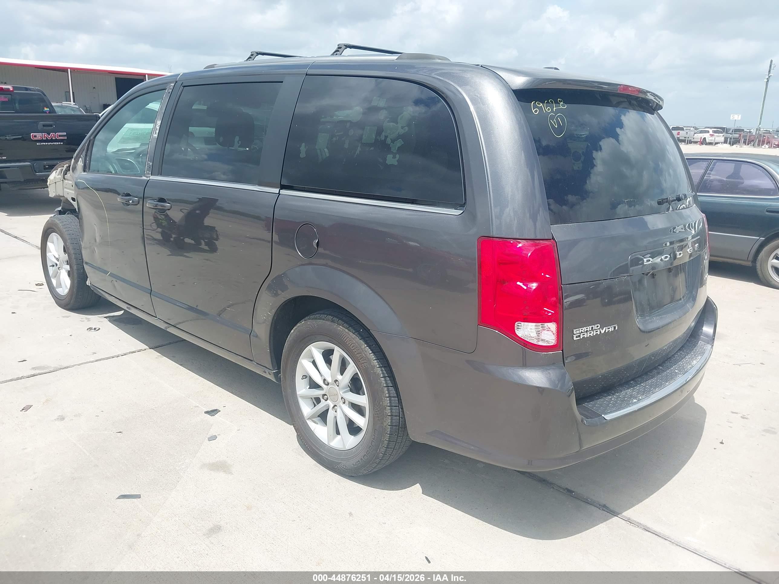 DODGE GRAND image 3