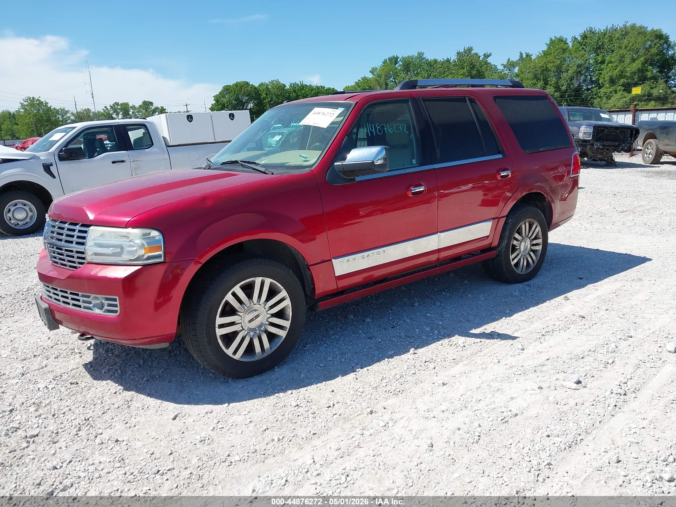 LINCOLN NAVIGATOR image 2