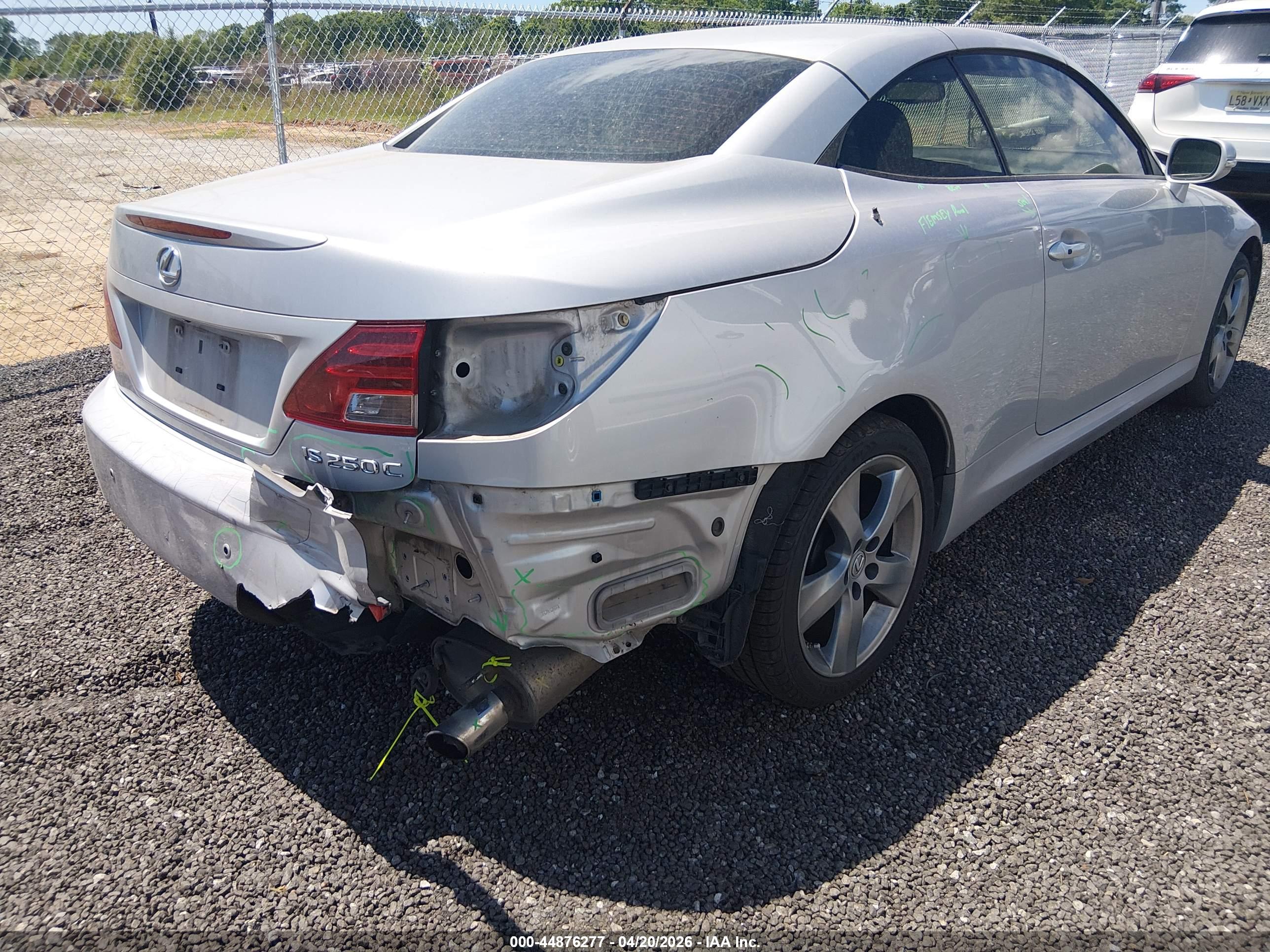 LEXUS IS image 6