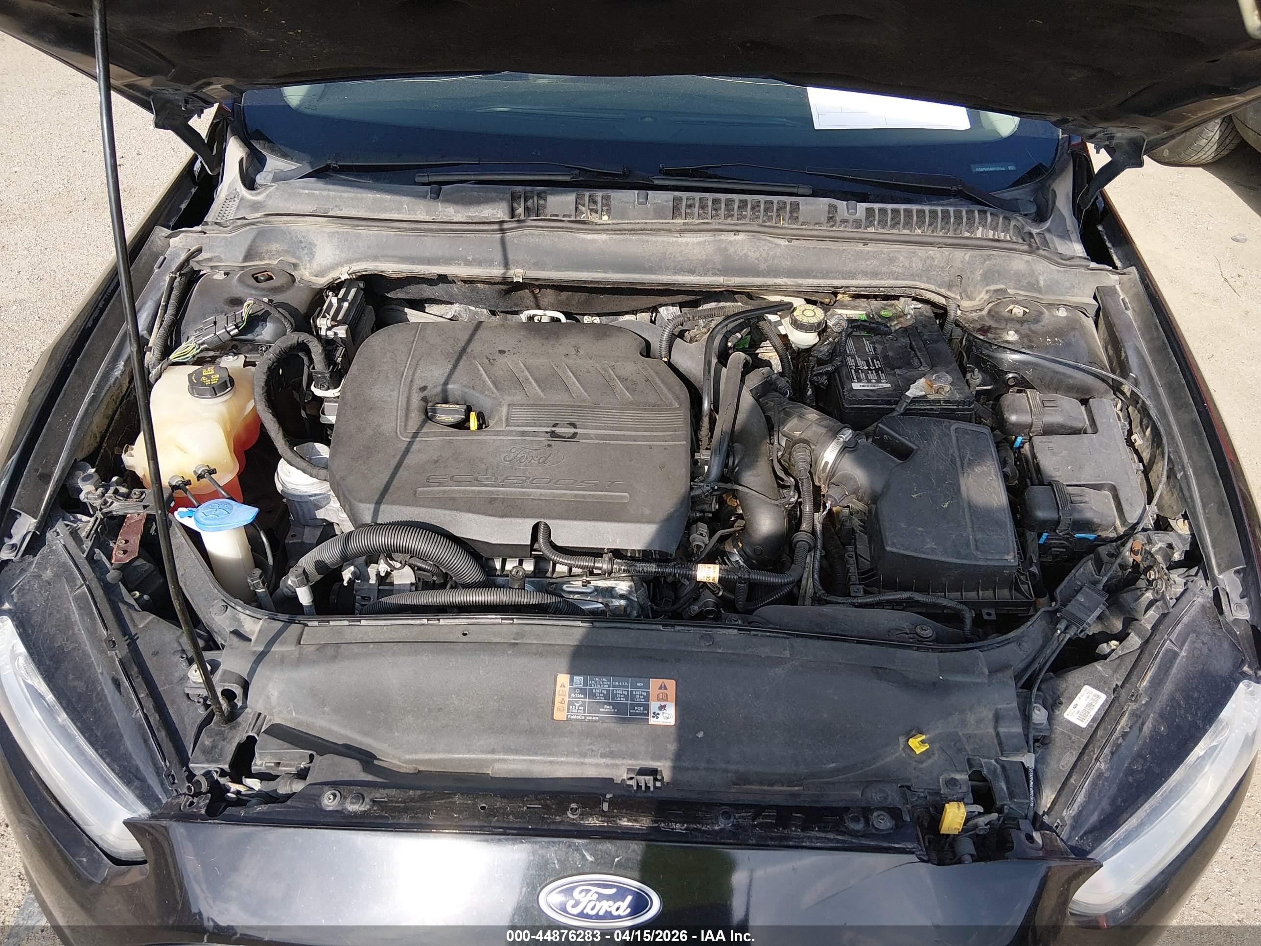 FORD FUSION image 10