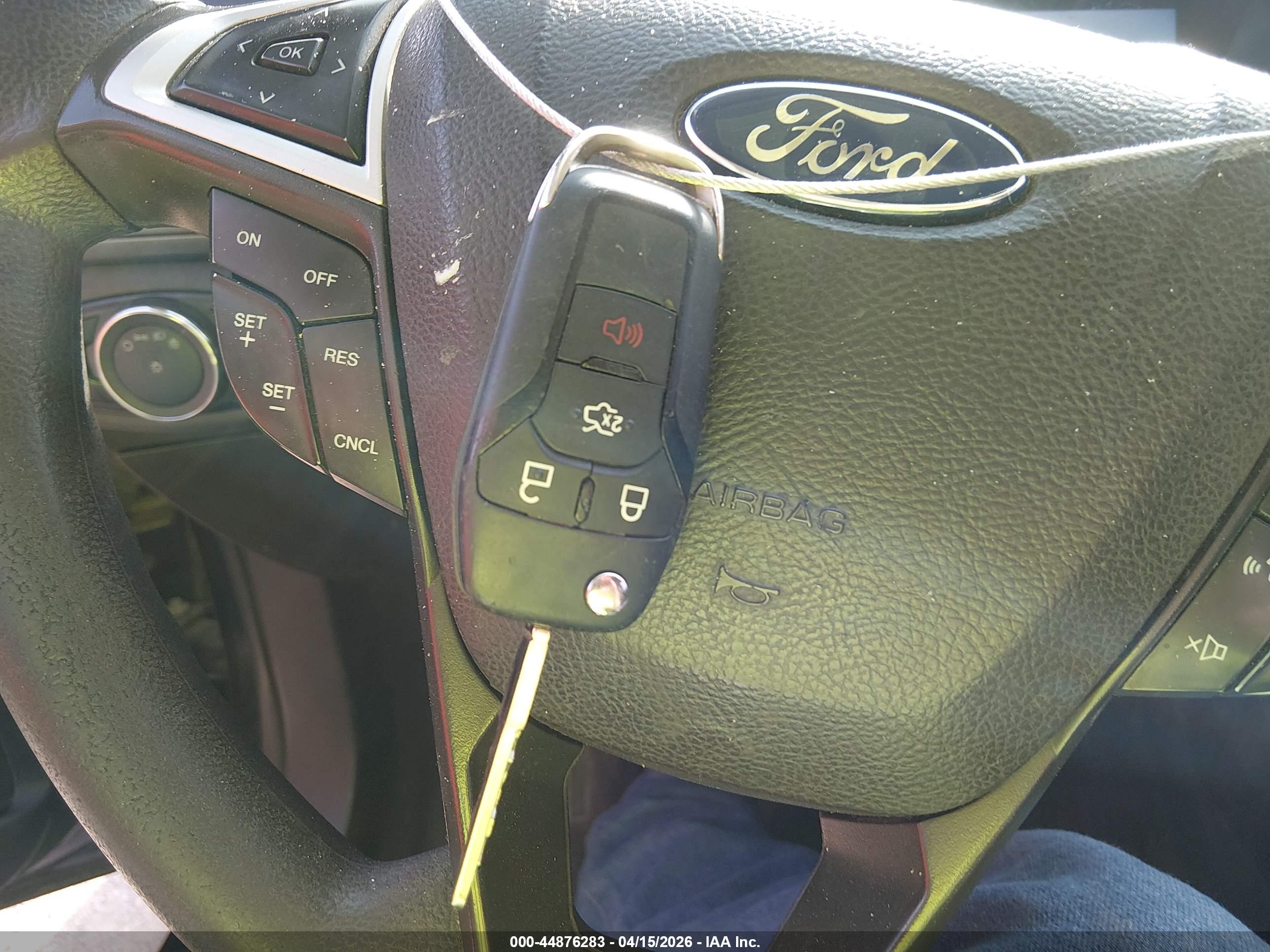 FORD FUSION image 11