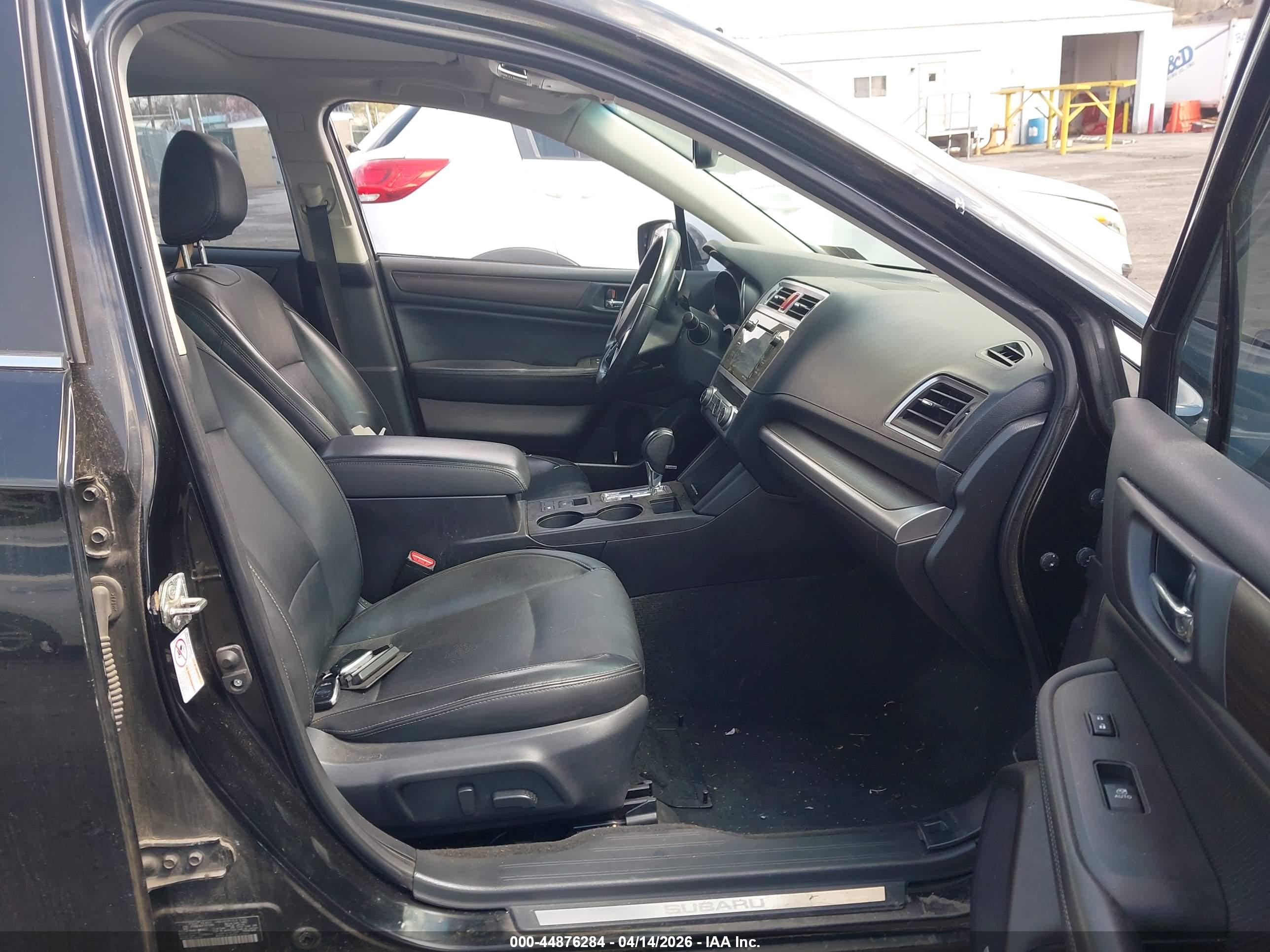 SUBARU LEGACY image 5