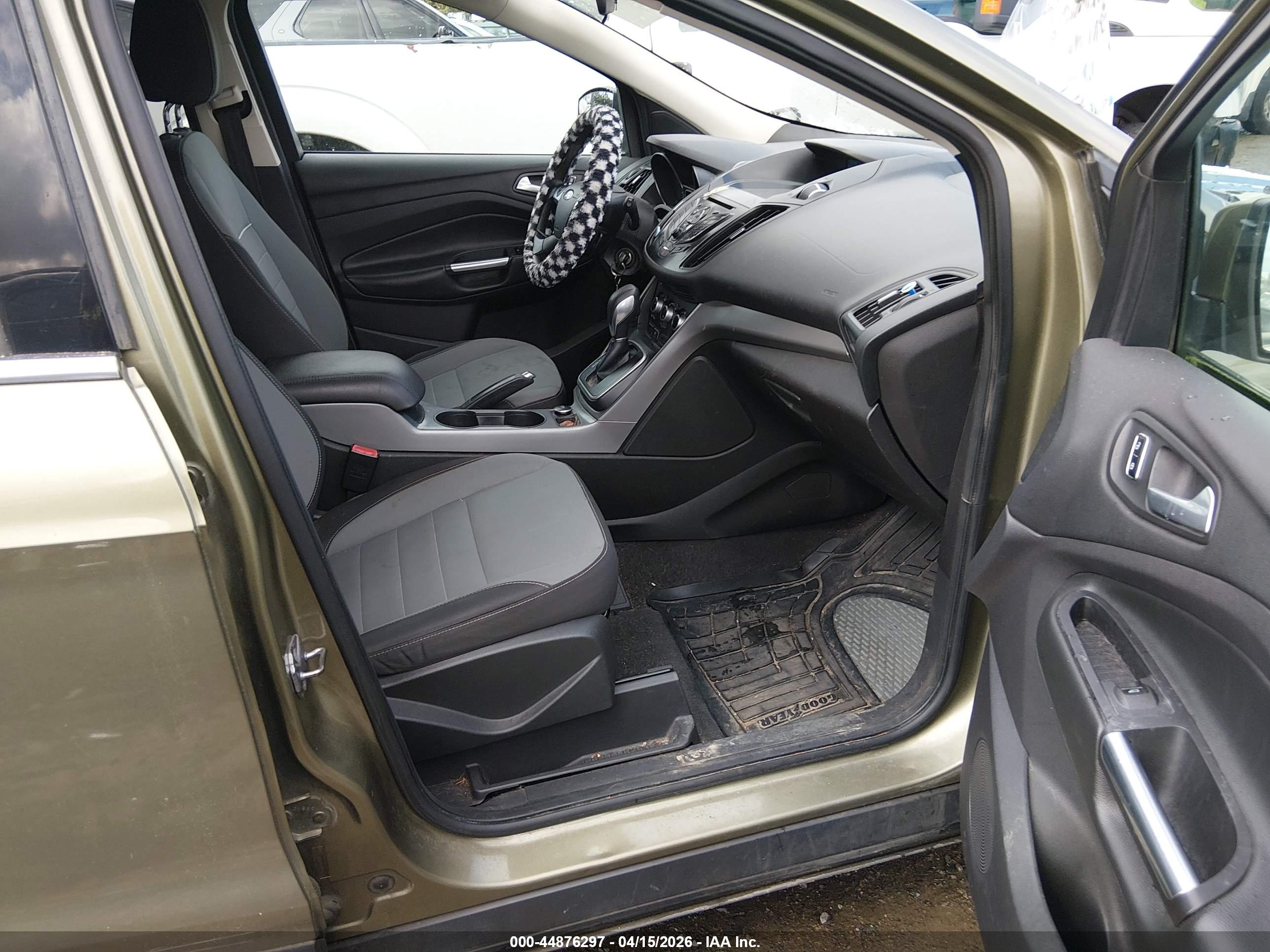 FORD ESCAPE image 5