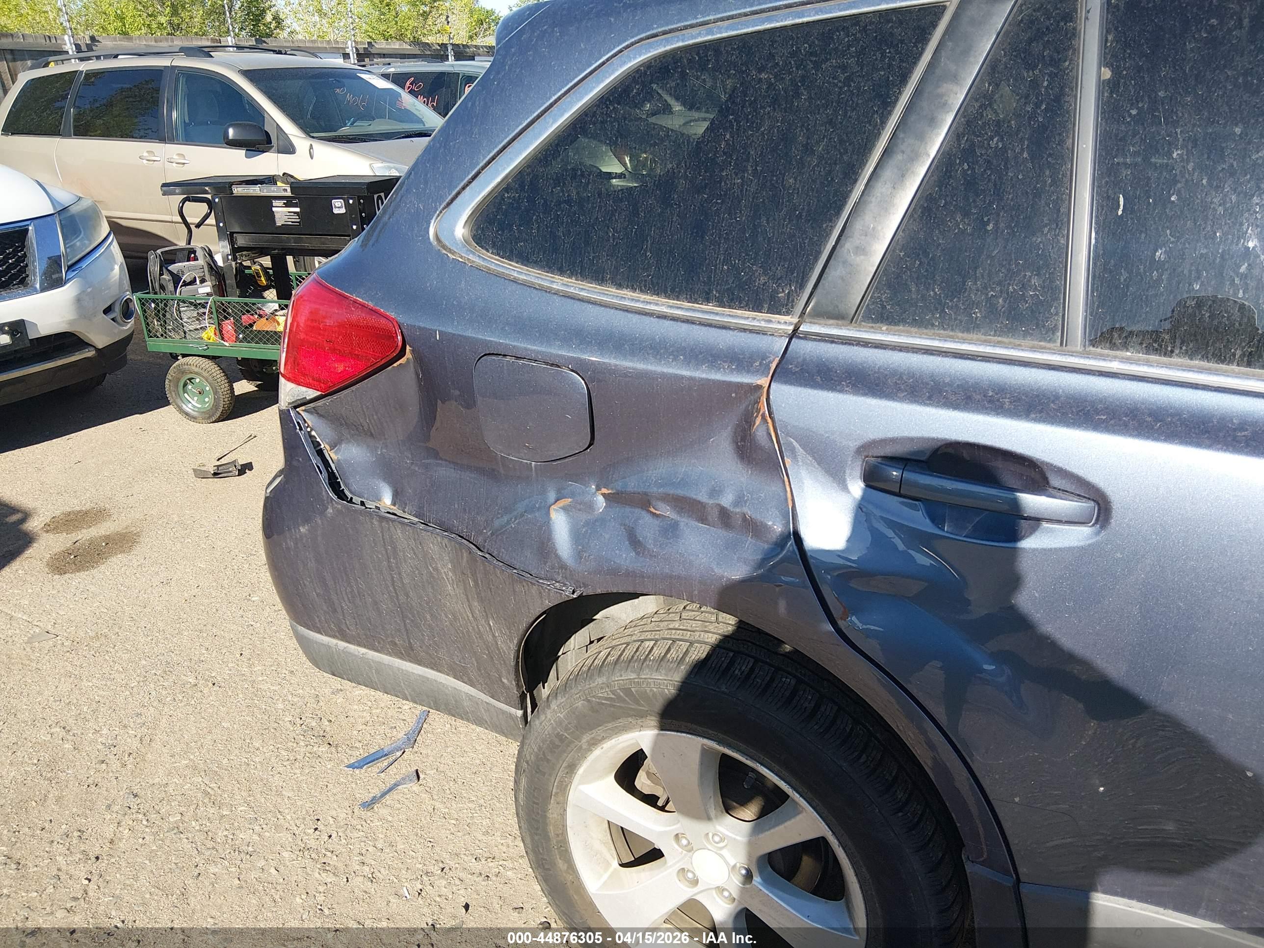 SUBARU OUTBACK image 6