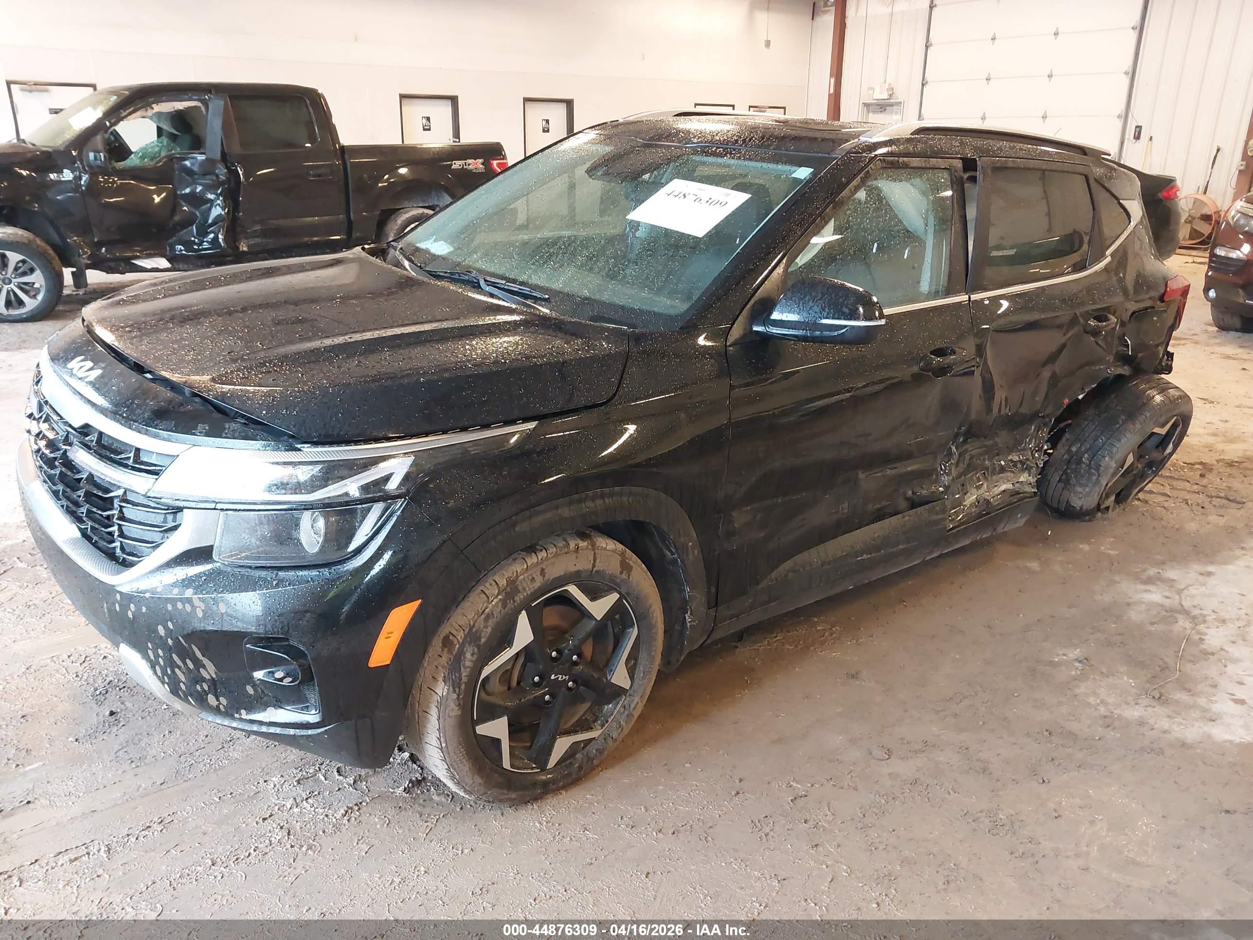 KIA SELTOS image 2