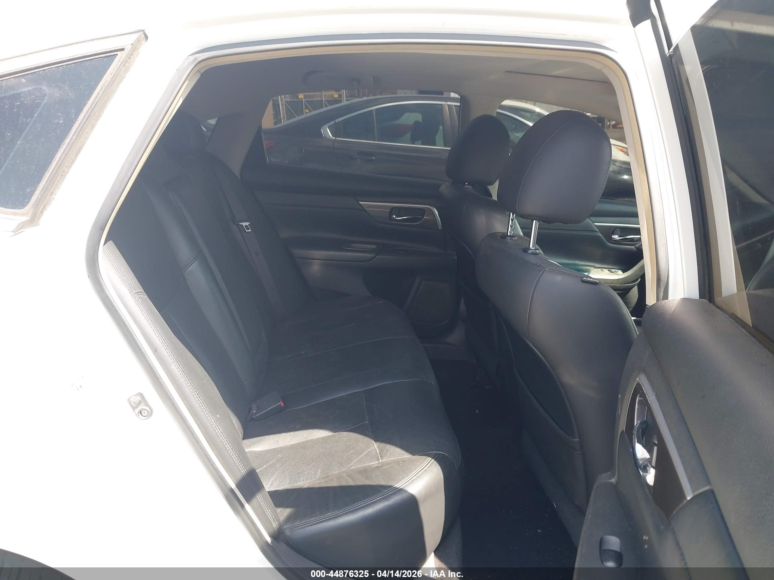 NISSAN ALTIMA image 8