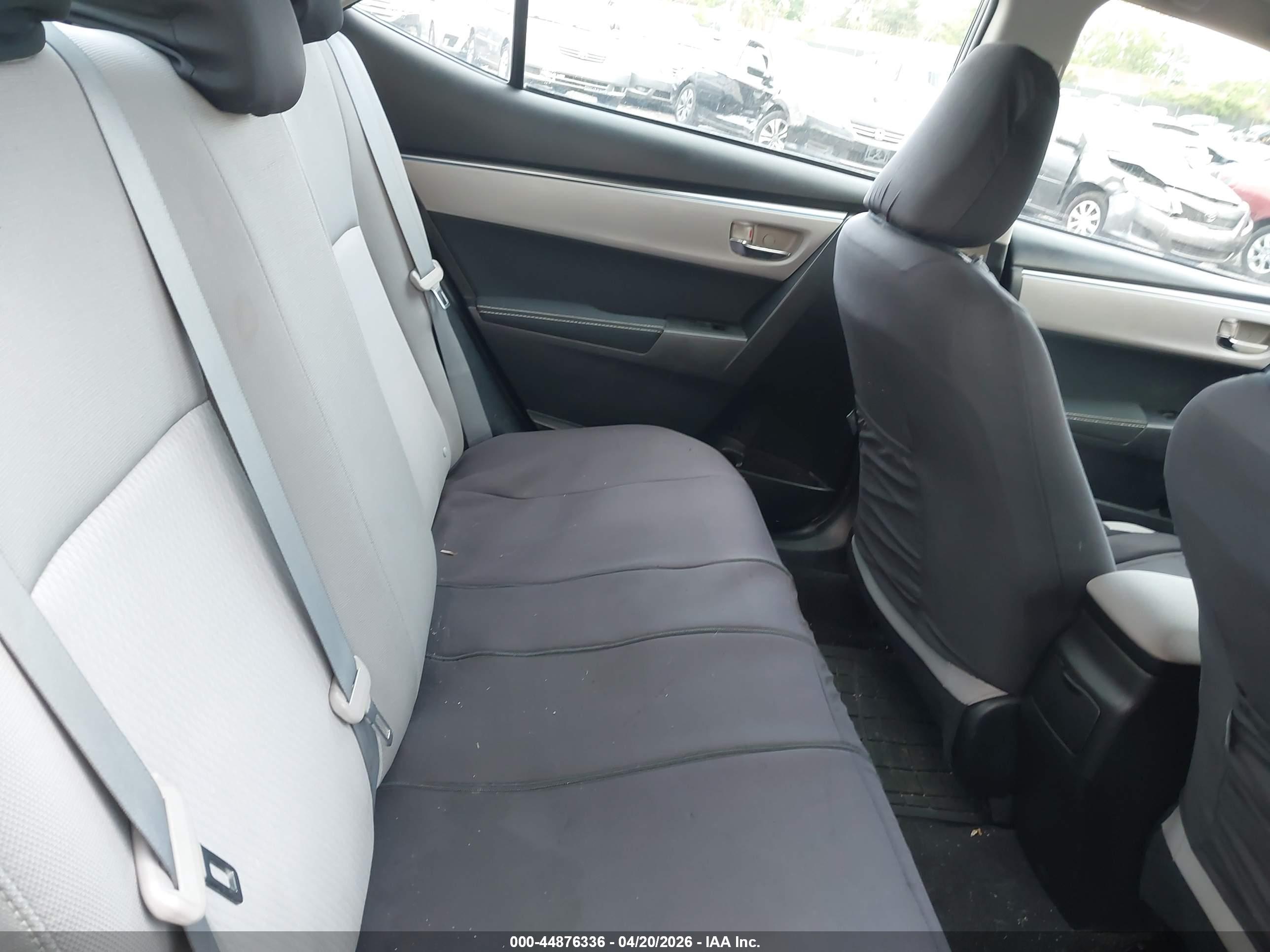 TOYOTA COROLLA image 8