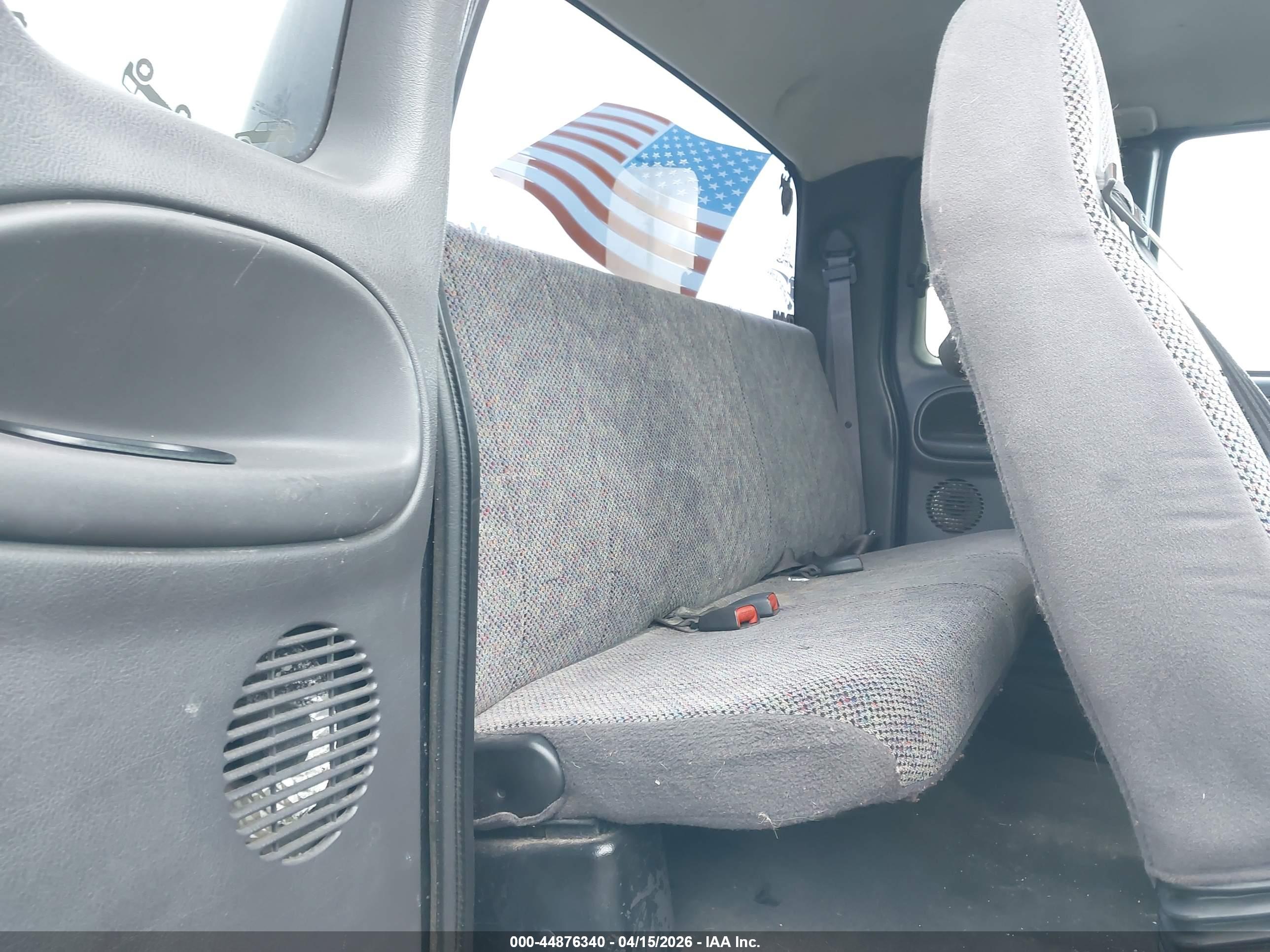 DODGE RAM image 8