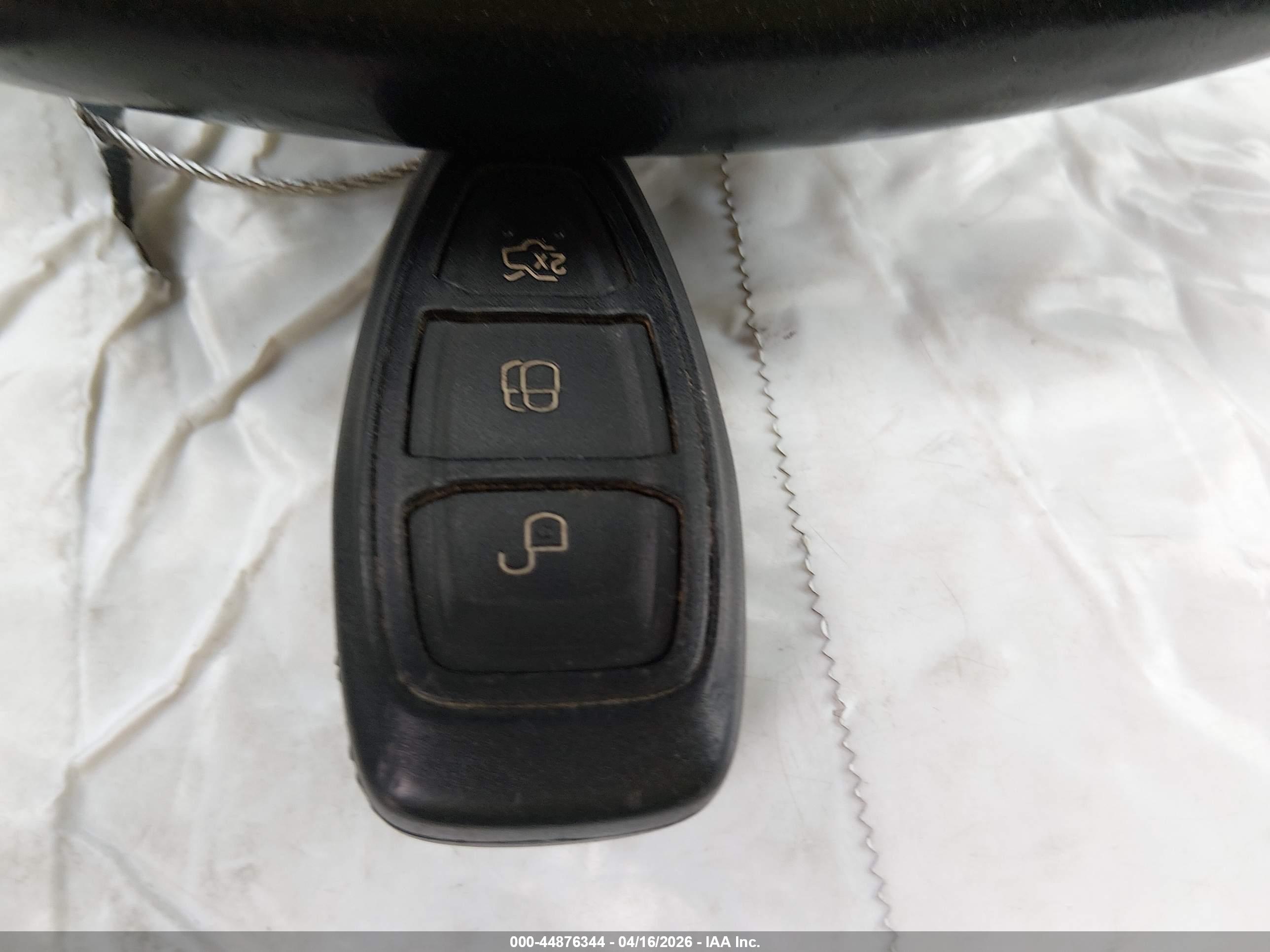 FORD C-MAX image 11