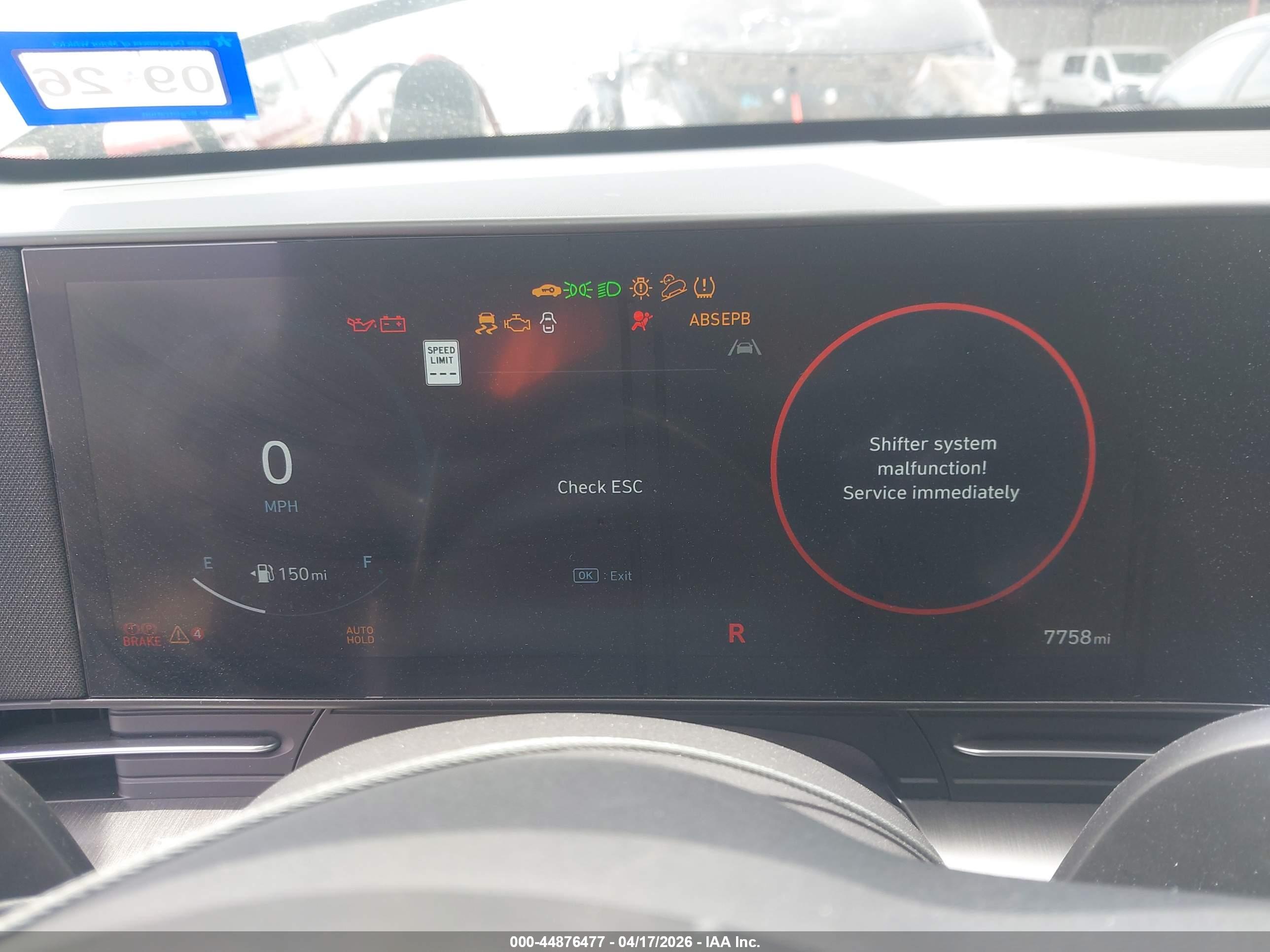 HYUNDAI KONA image 7