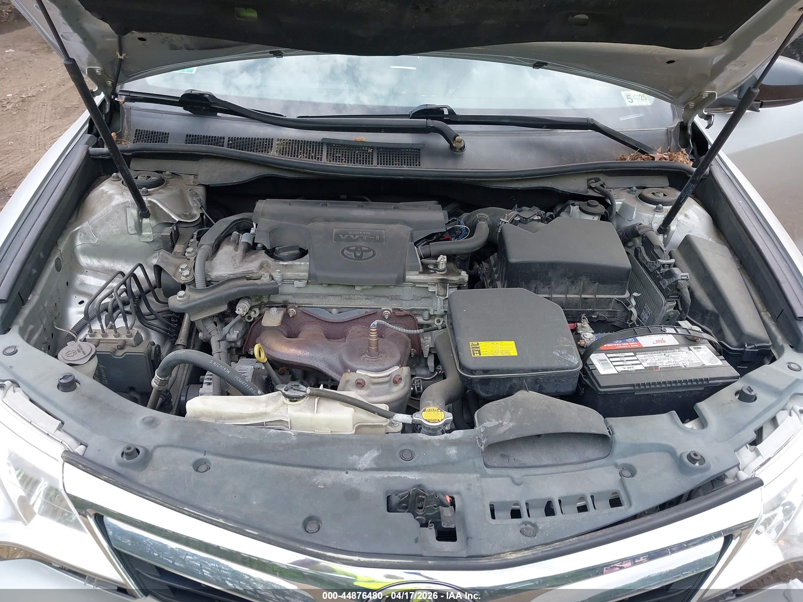 TOYOTA CAMRY image 10
