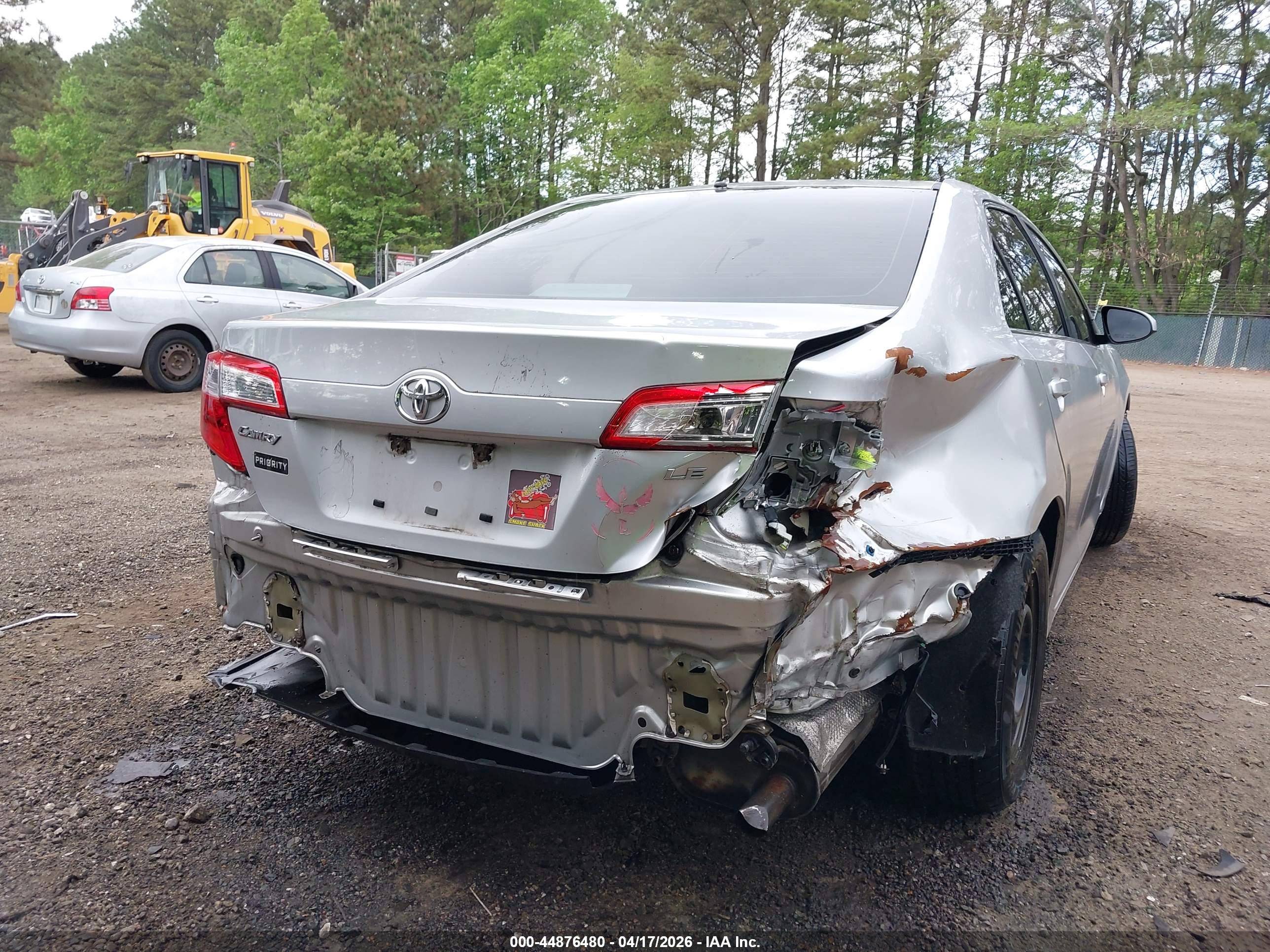 TOYOTA CAMRY image 6