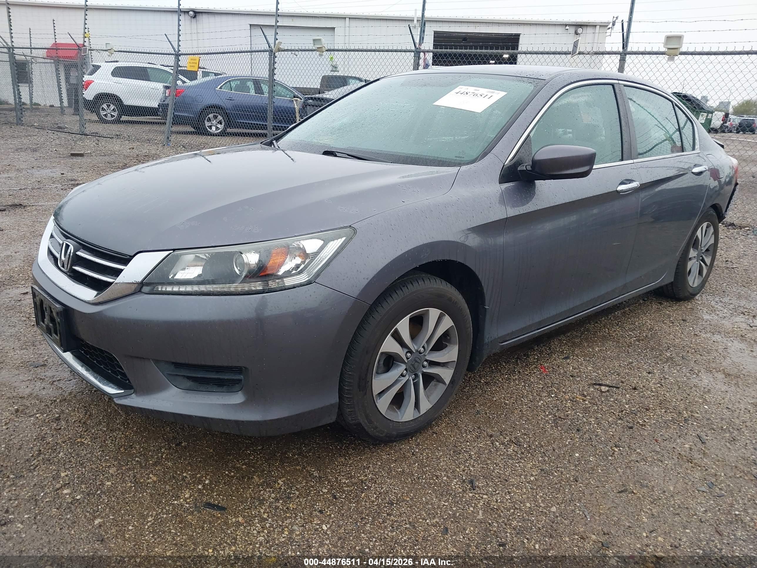 HONDA ACCORD image 2