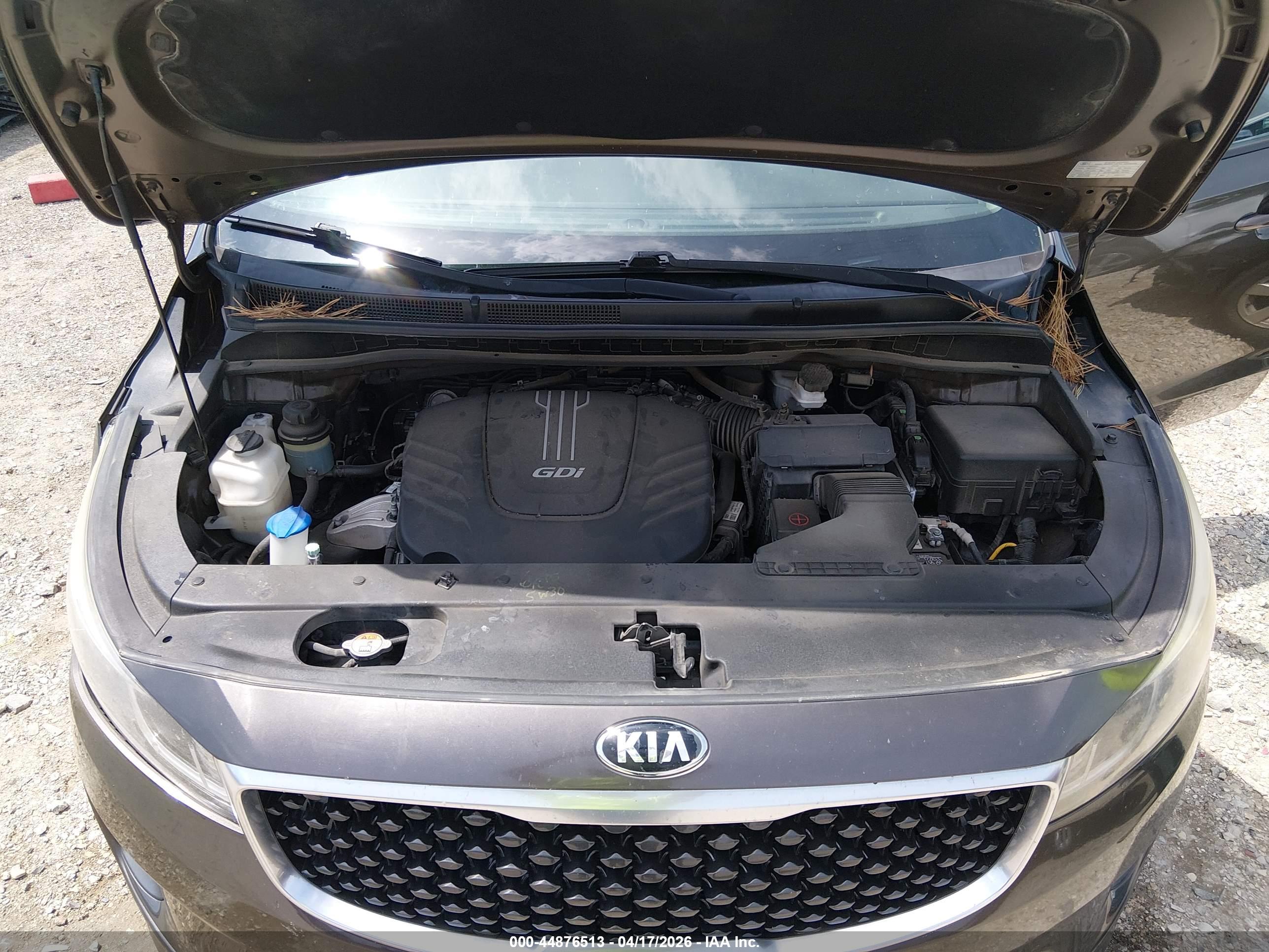 KIA SEDONA image 10