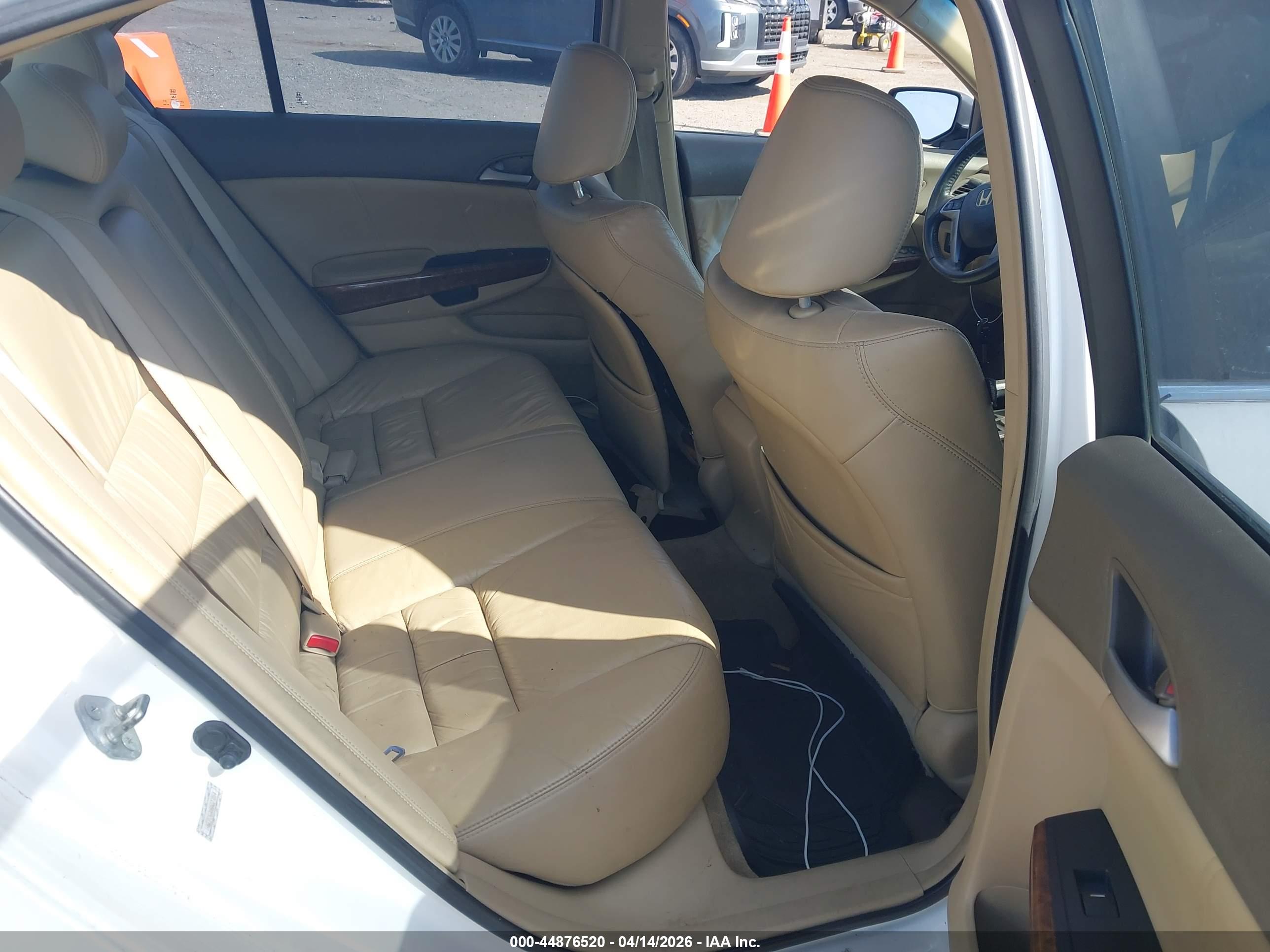 HONDA ACCORD image 8