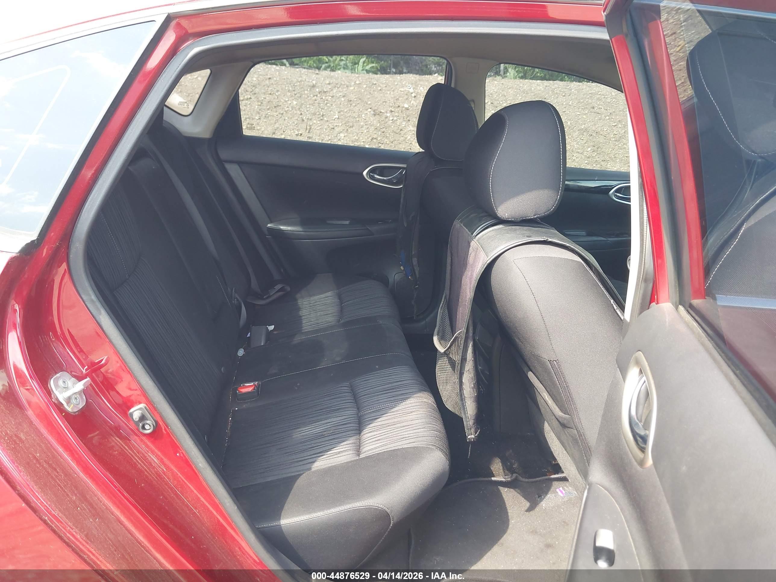 NISSAN SENTRA image 8