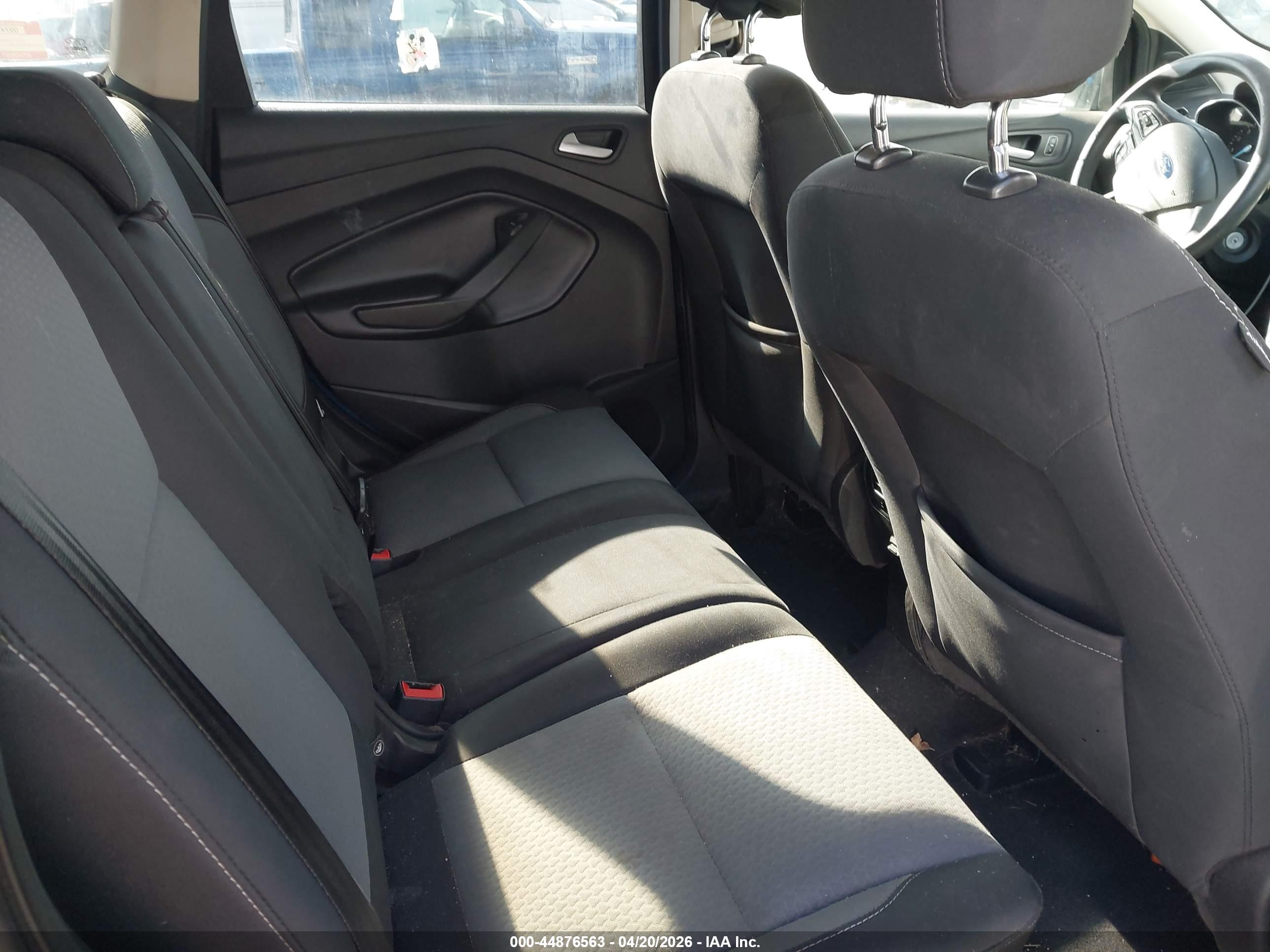 FORD ESCAPE image 8