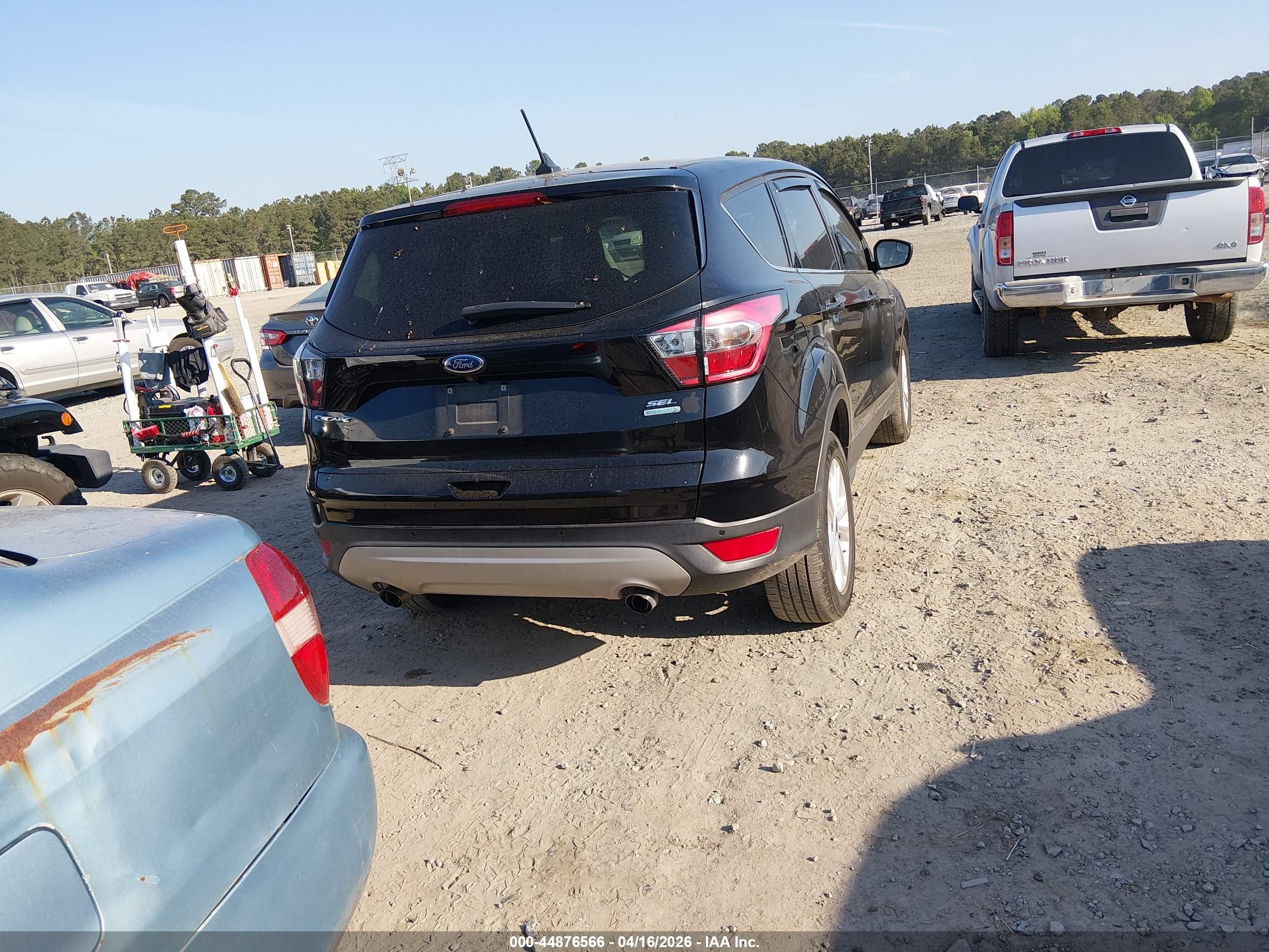 FORD ESCAPE image 4
