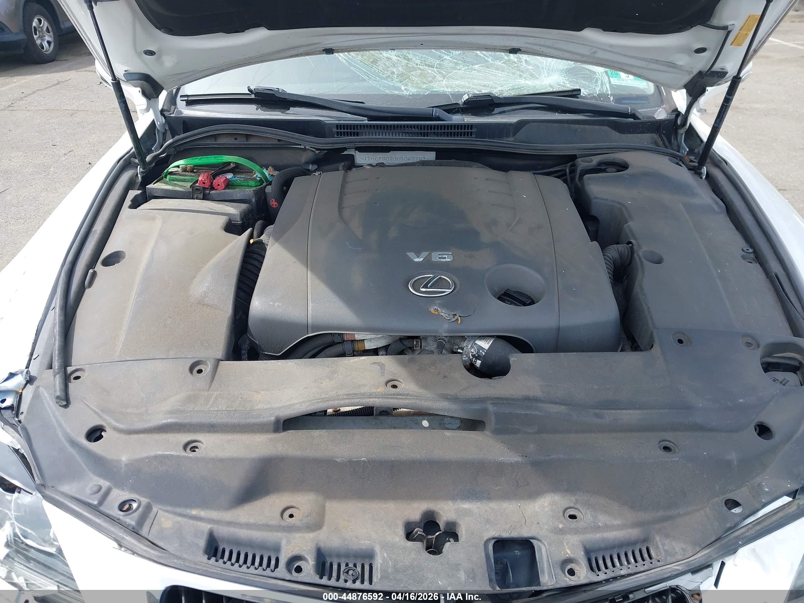 LEXUS IS image 10