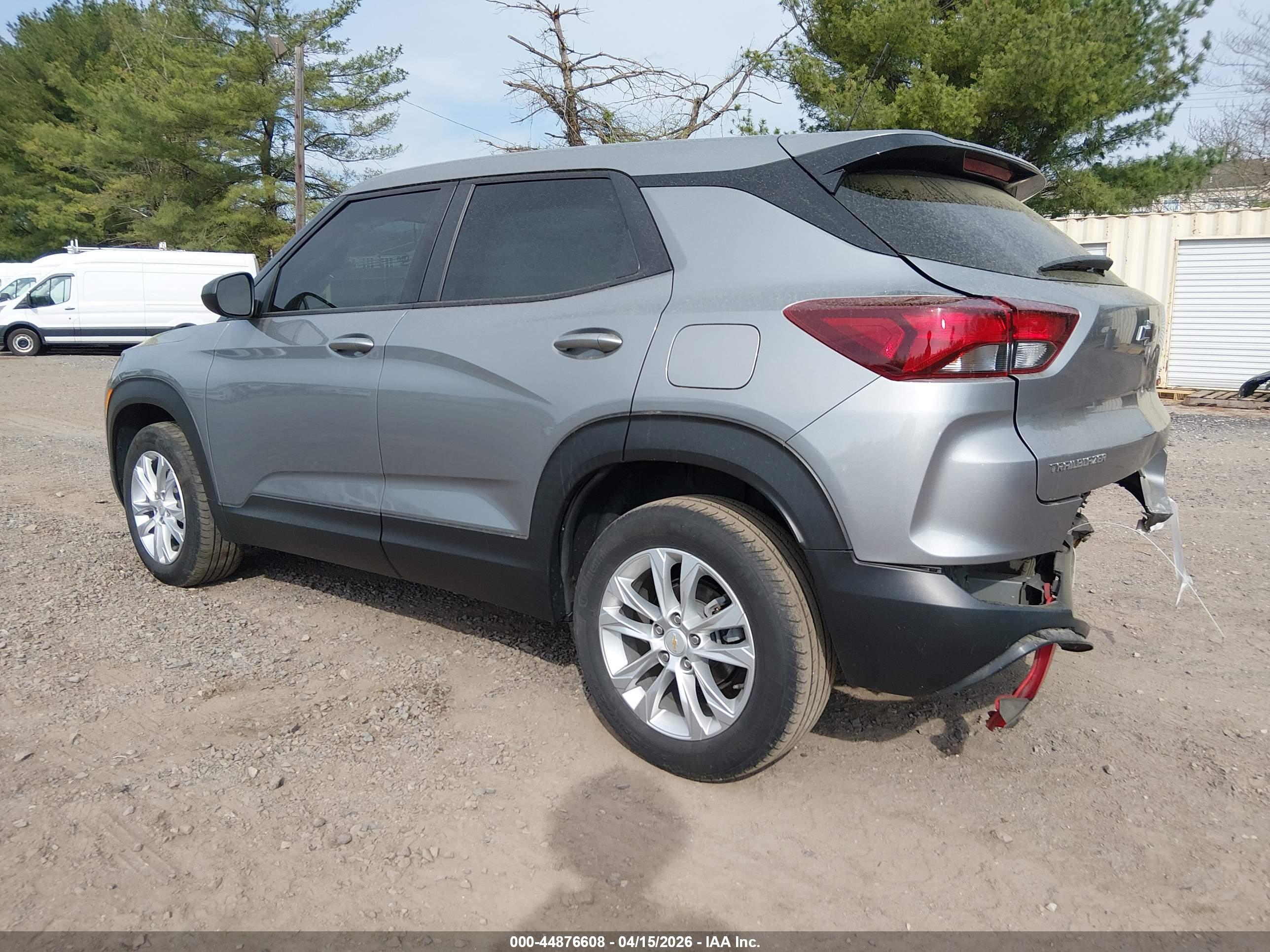 CHEVROLET TRAILBLAZER image 3