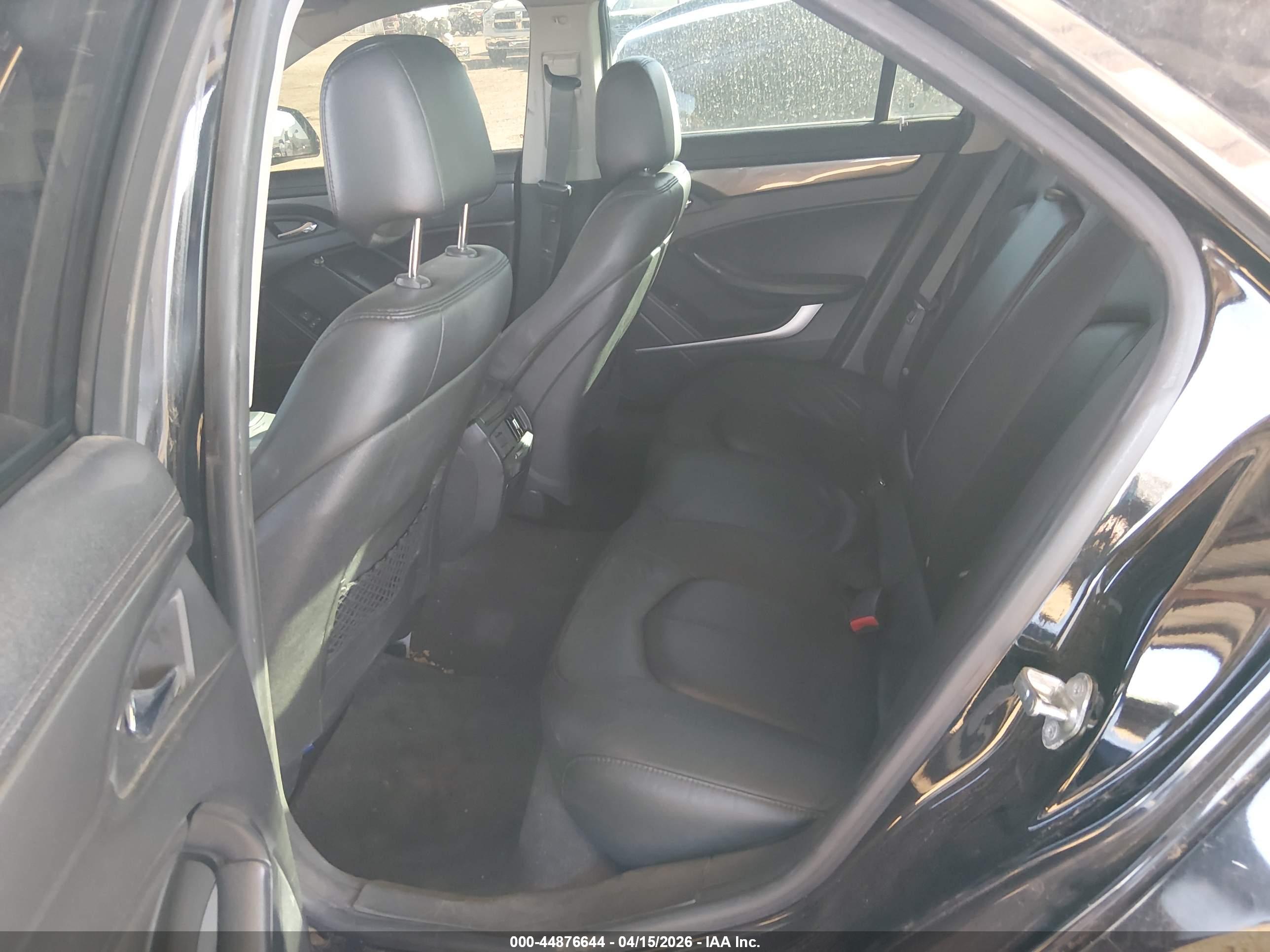 CADILLAC CTS image 8