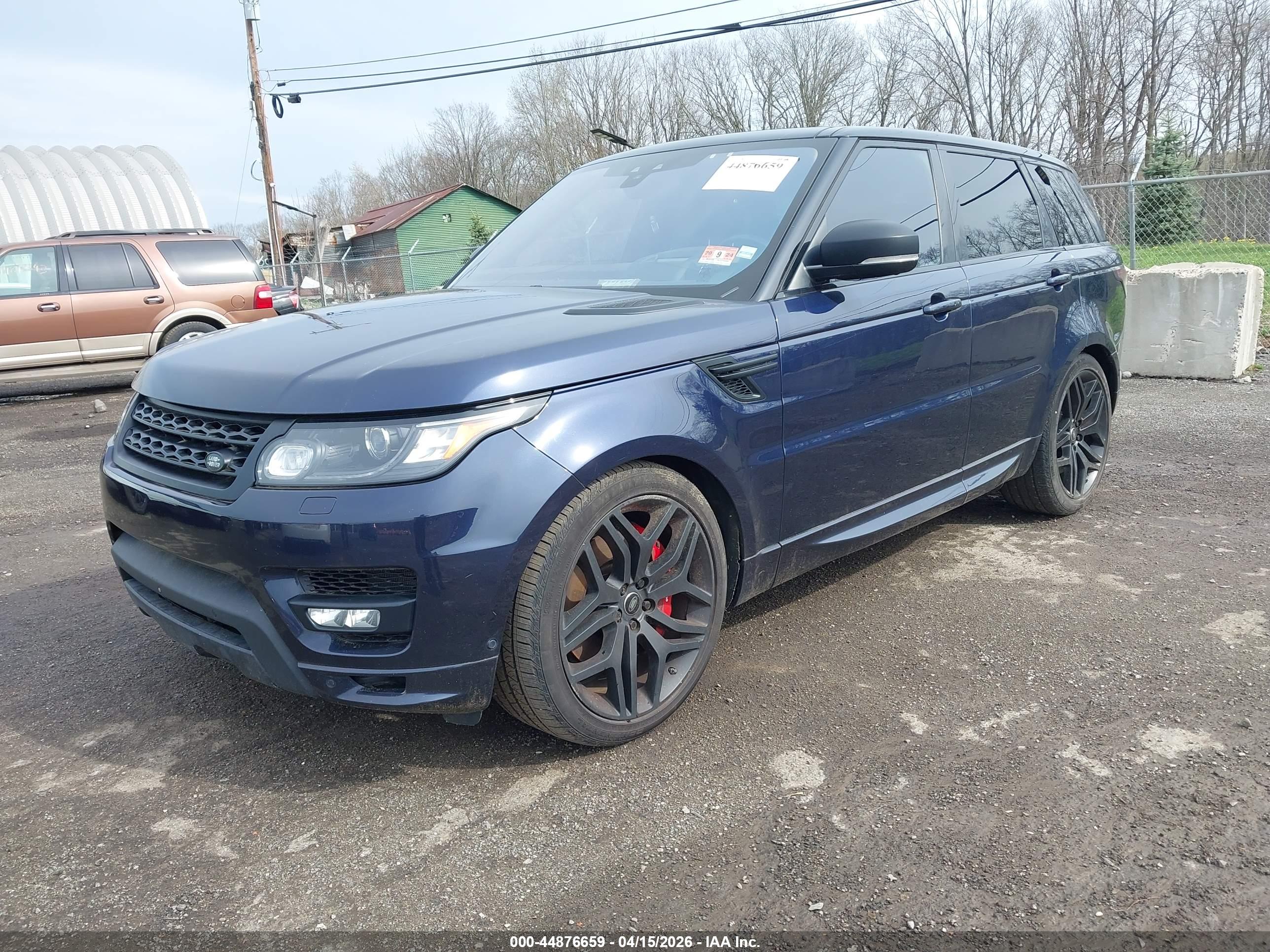 LAND ROVER image 2