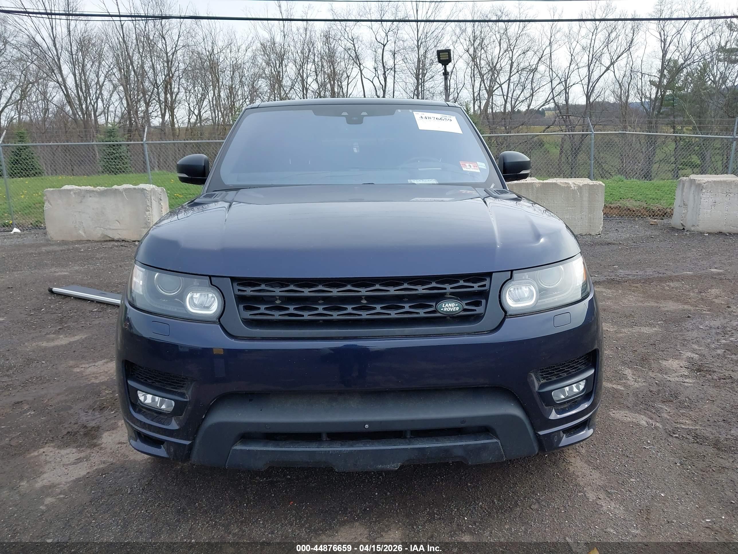 LAND ROVER image 6