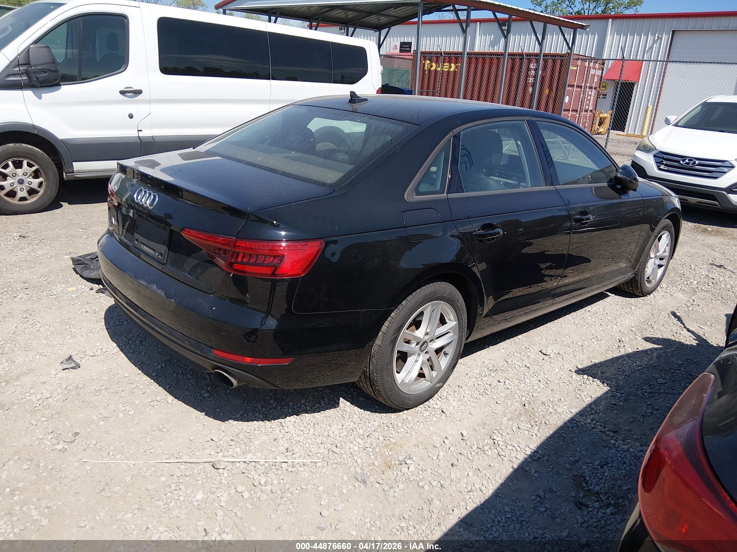 AUDI A4 image 4