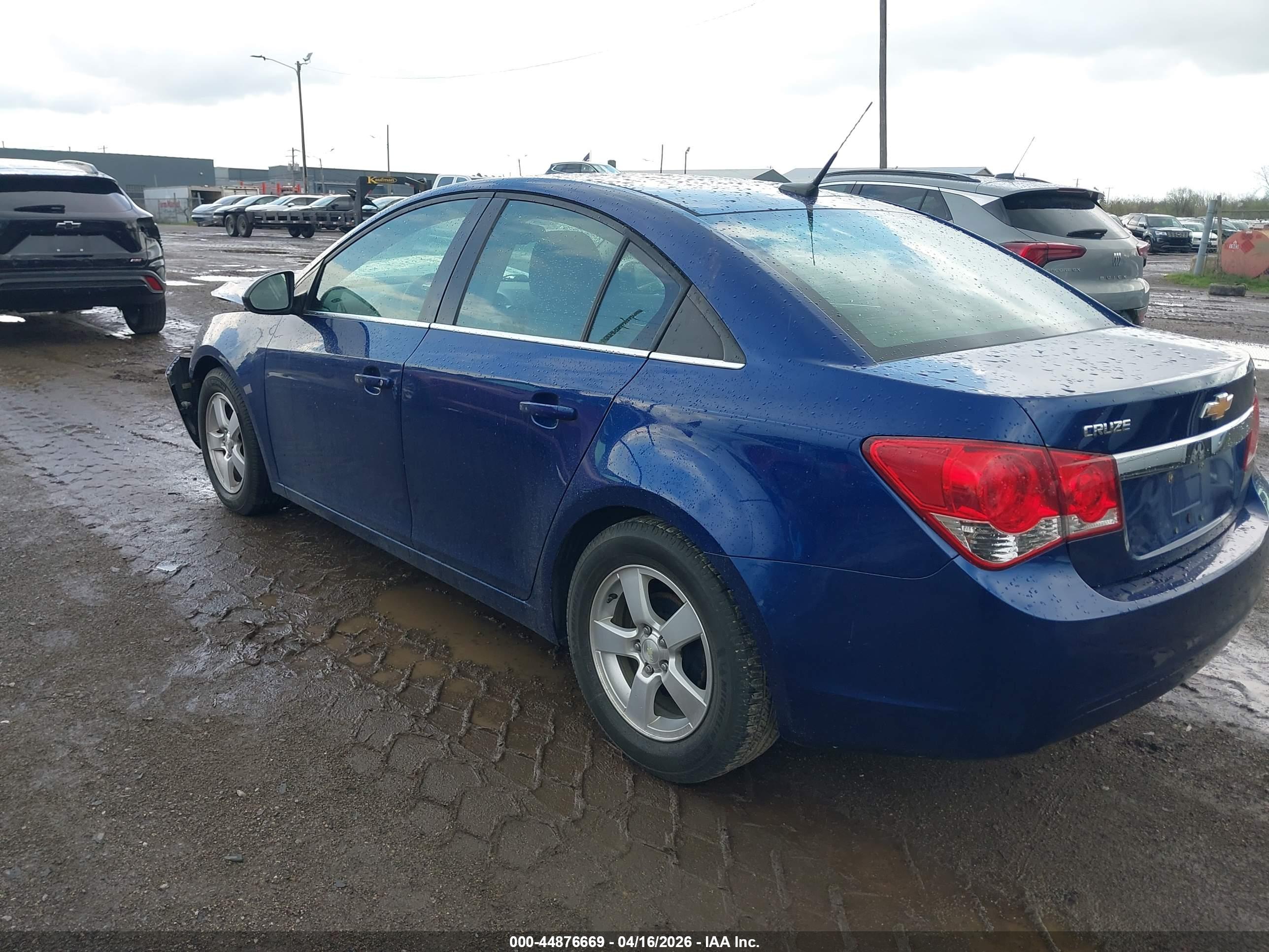 CHEVROLET CRUZE image 3