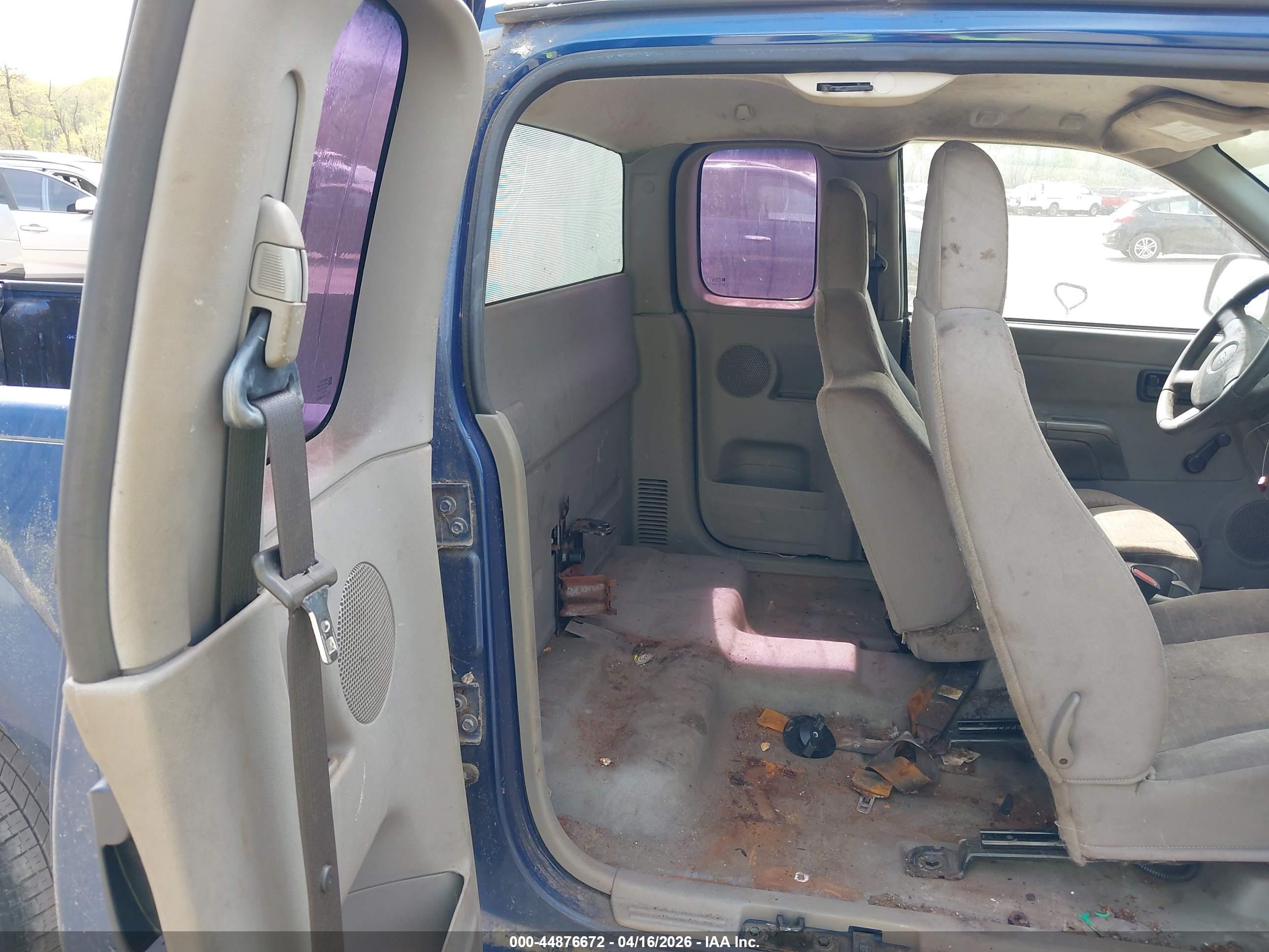 CHEVROLET COLORADO image 8