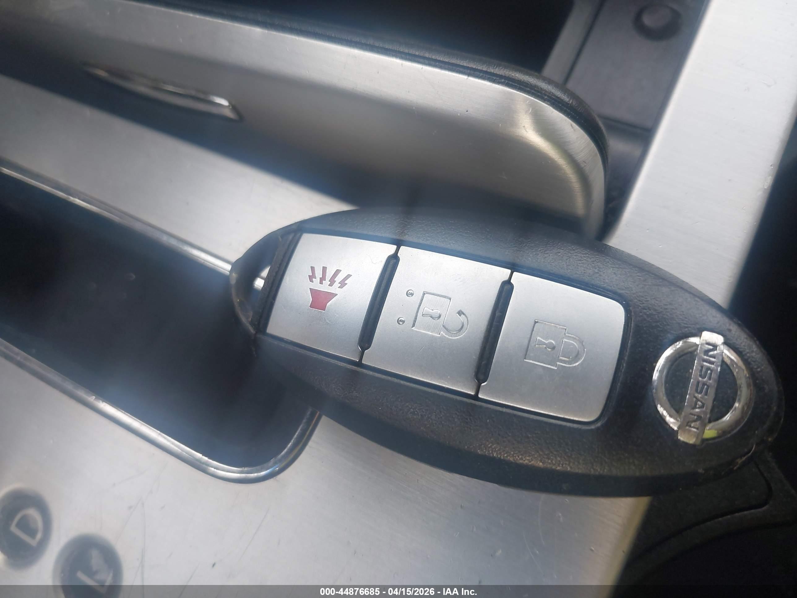 NISSAN MURANO image 11