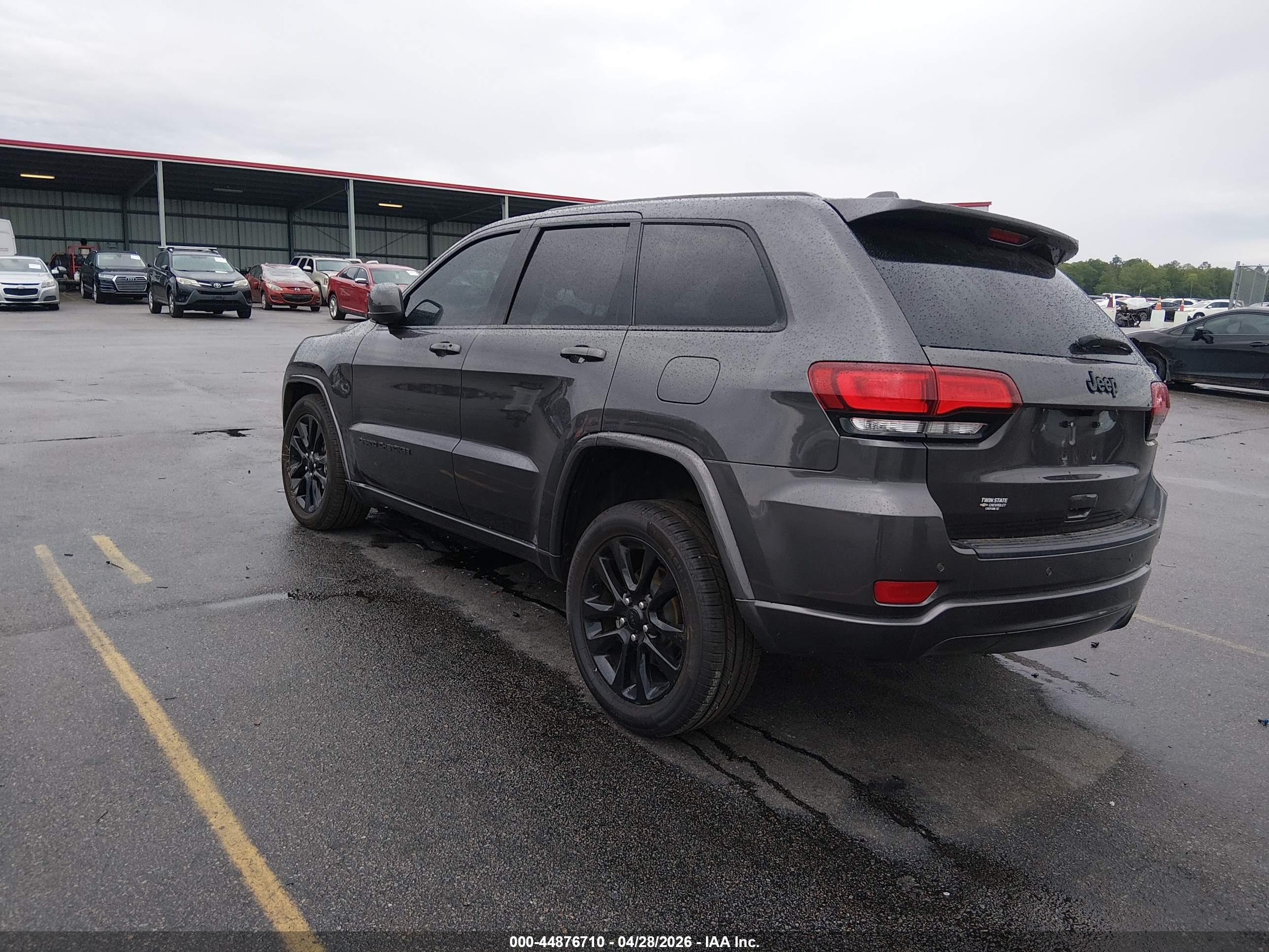 JEEP GRAND image 3
